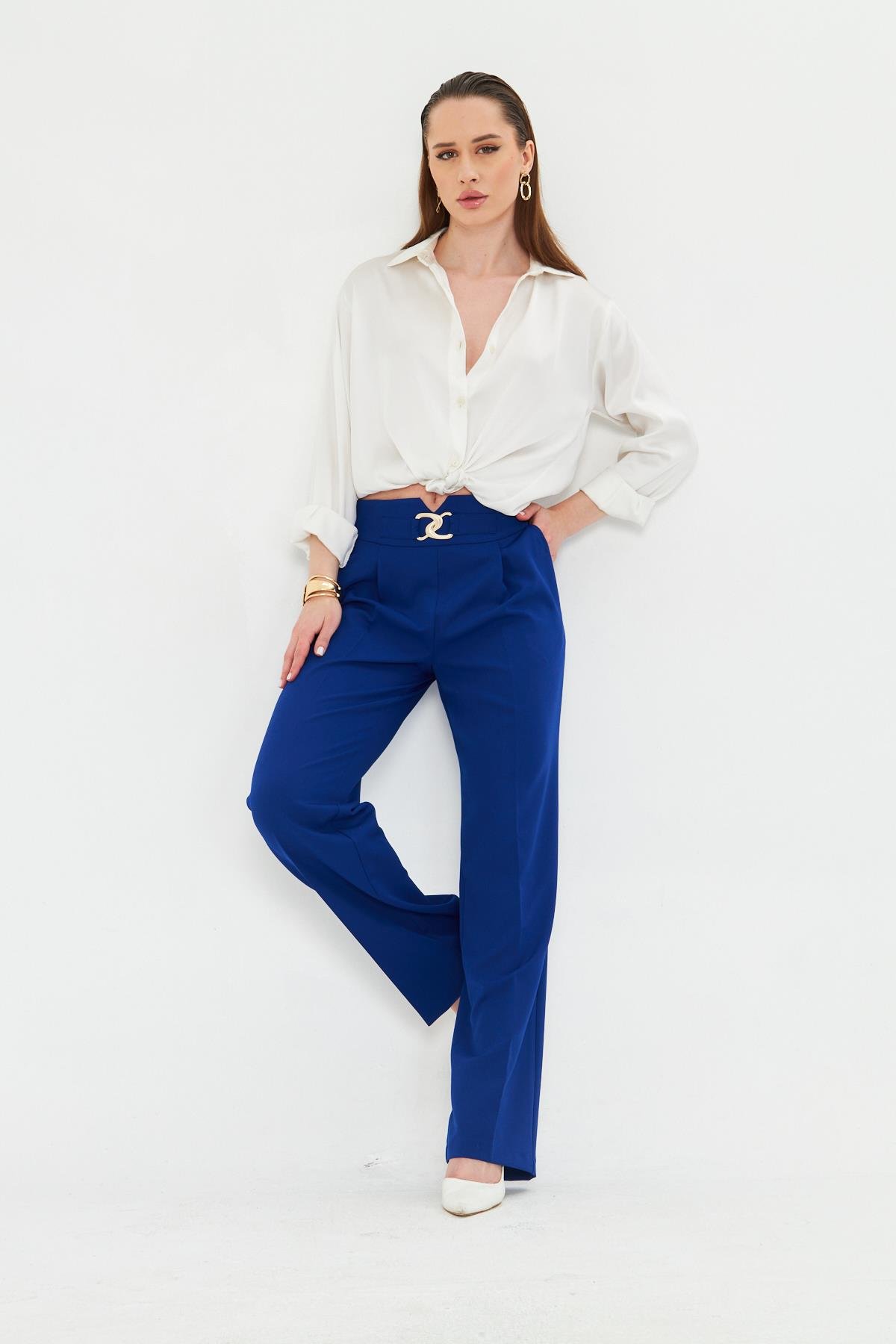 Gold Aksesuarlı Bol Paça Pantolon Saks