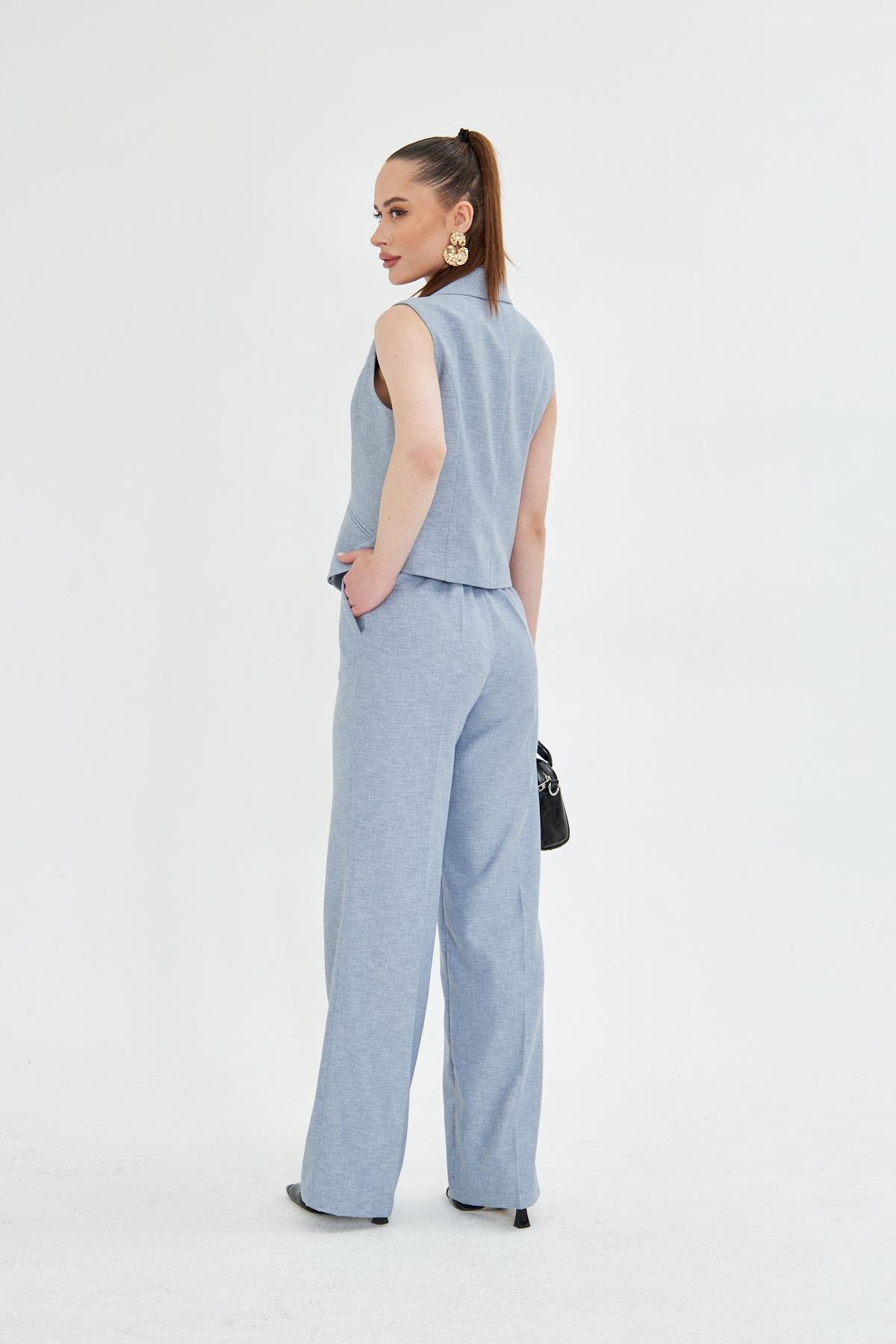 Gold Düğmeli Kısa Yelek Takım Gri