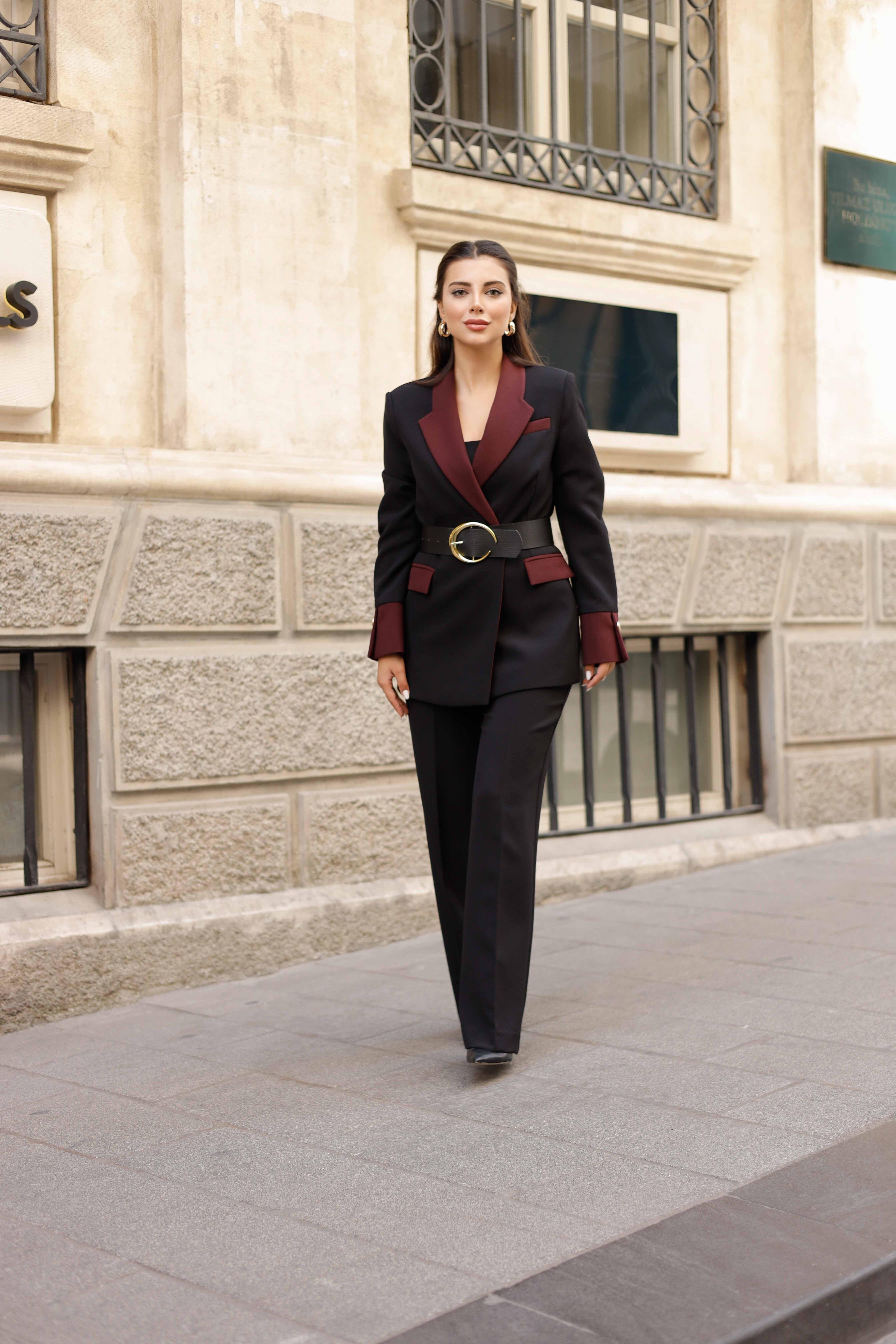 Gold Kemerli Garnili Kruvaze Takım Siyah