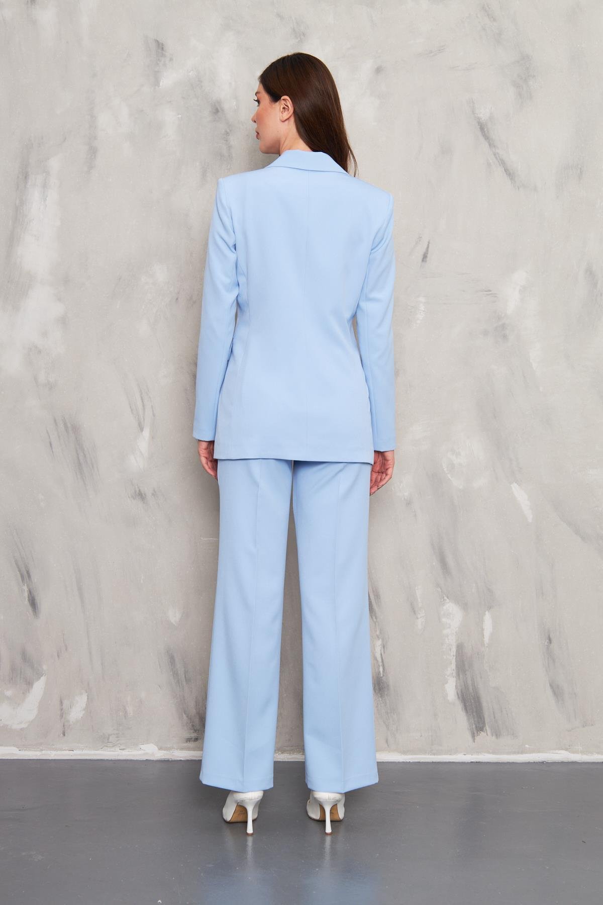 Gül Broşlu 2 Düğmeli Takım Bebe Mavisi