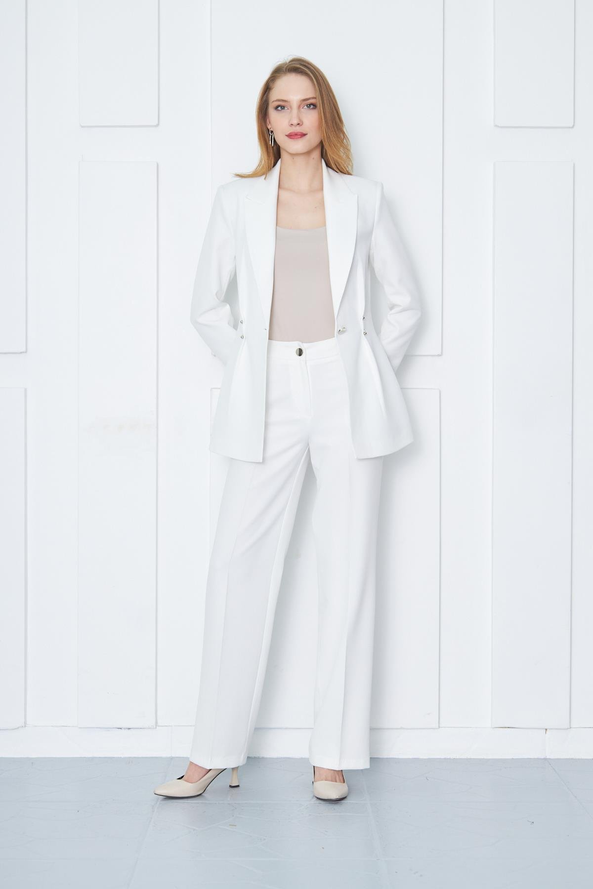 Halter Aksesuarlı Takım Ekru