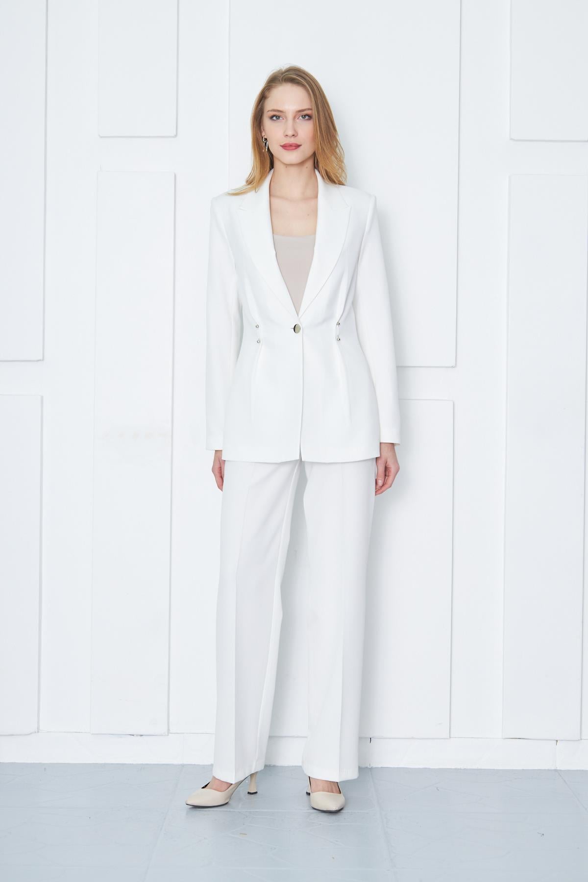 Halter Aksesuarlı Takım Ekru