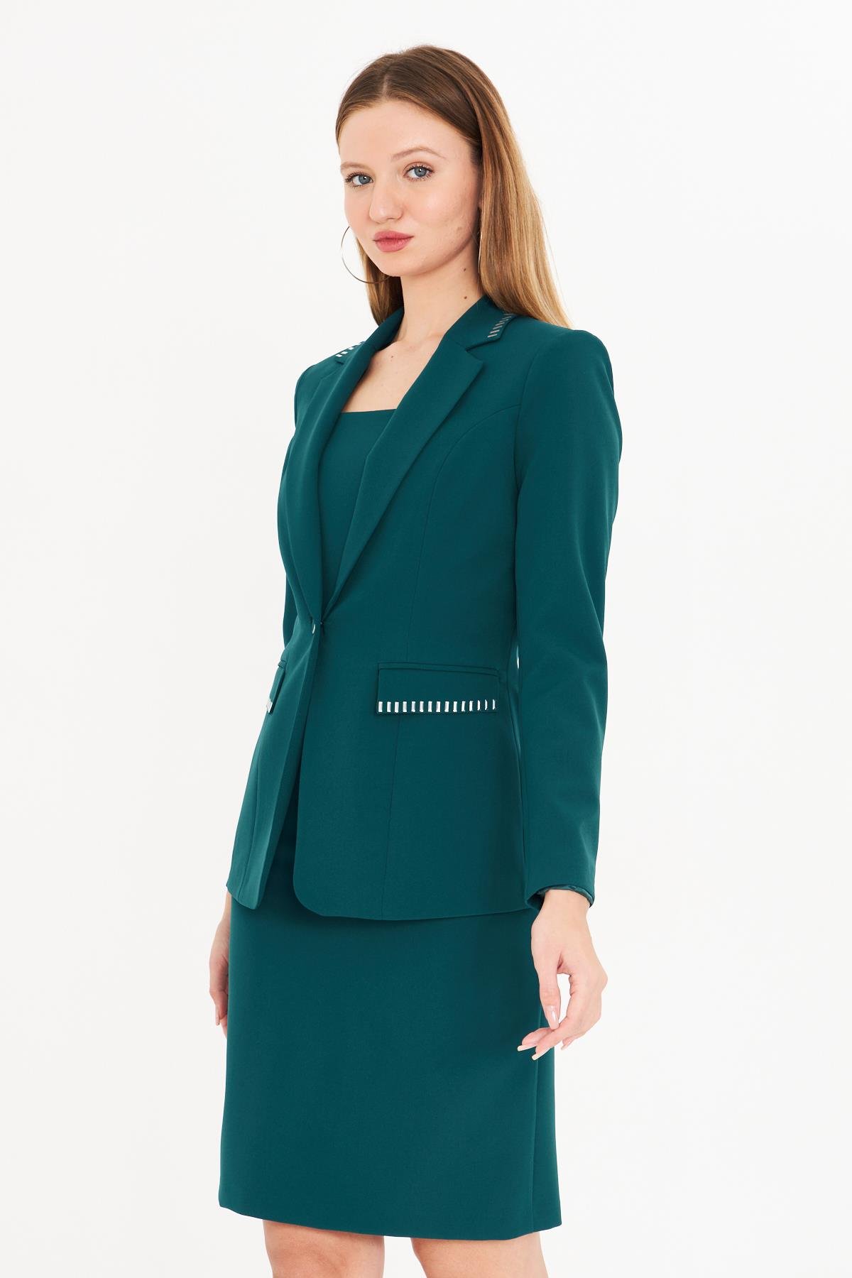 Taş Detaylı Elbiseli Ceket Takım Zümrüt