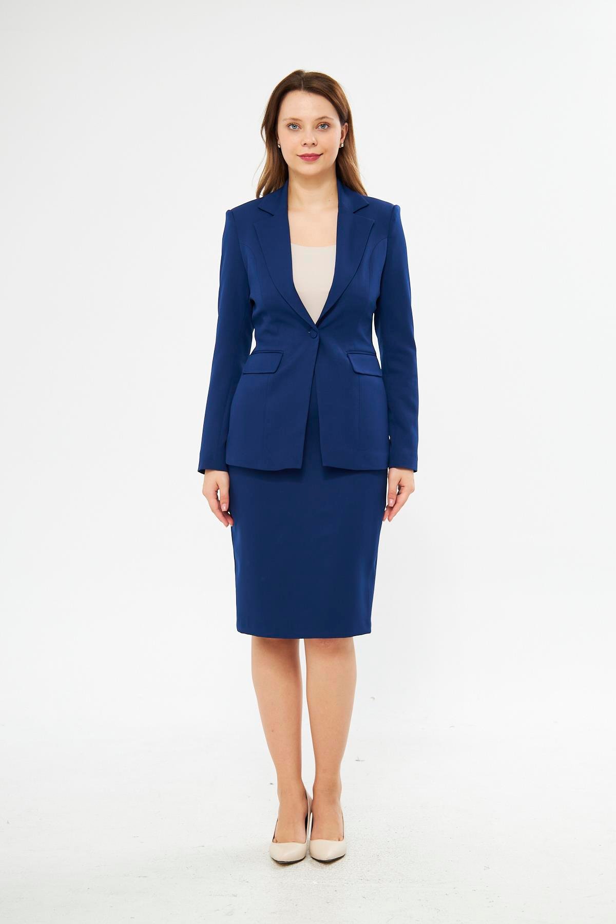 Tek Düğme Klasik Etekli Takım