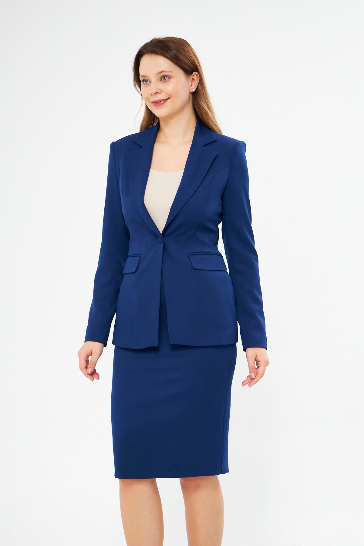 Tek Düğme Klasik Etekli Takım