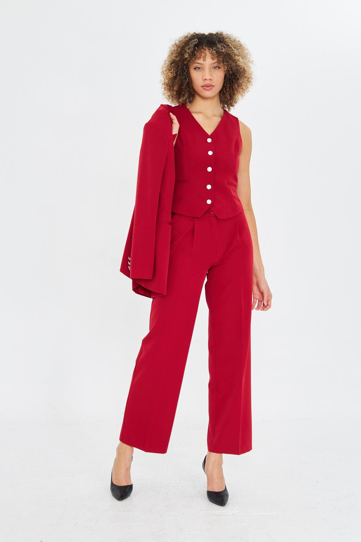 Yakası Düğme Detaylı 3lü Takım Kırmızı