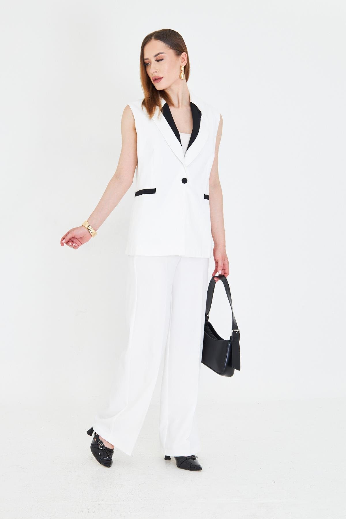 Yakası Garni Detay Yelek Takım Ekru