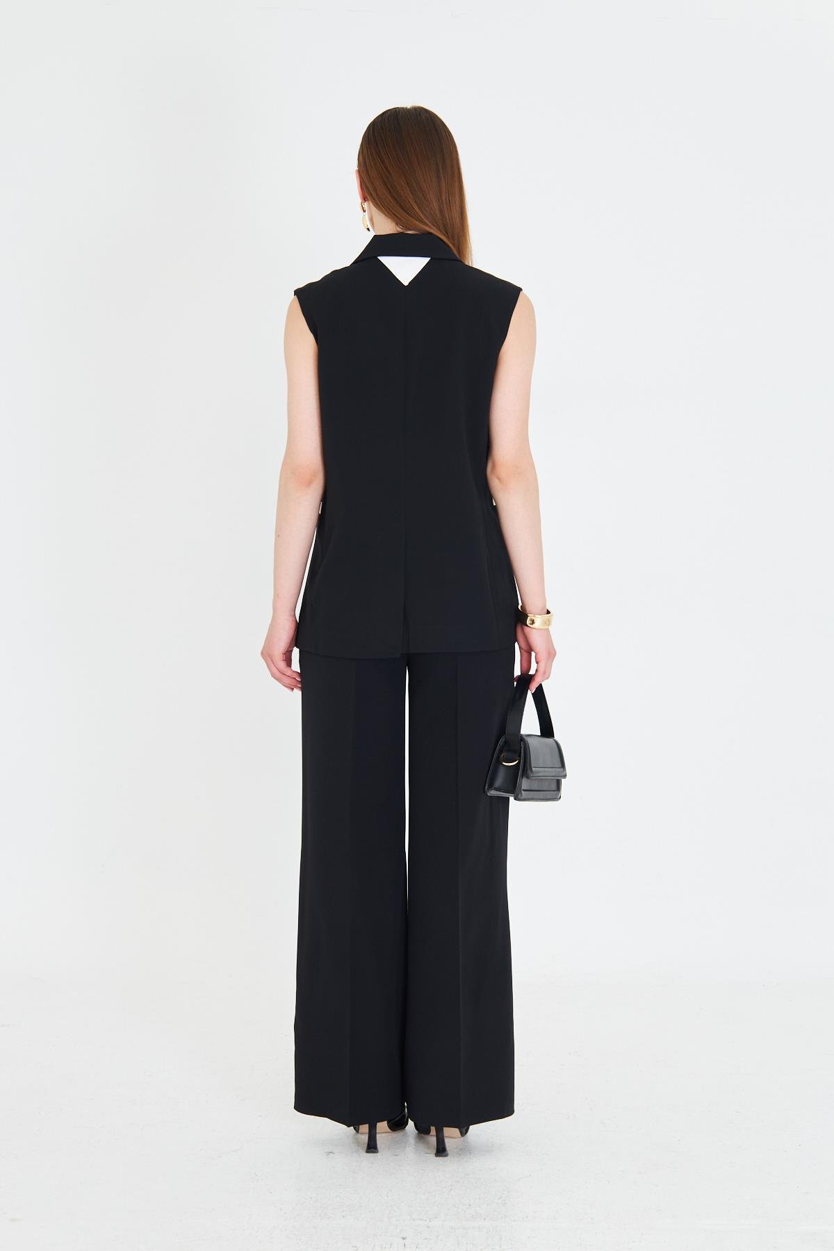 Yakası Garni Detay Yelek Takım Siyah