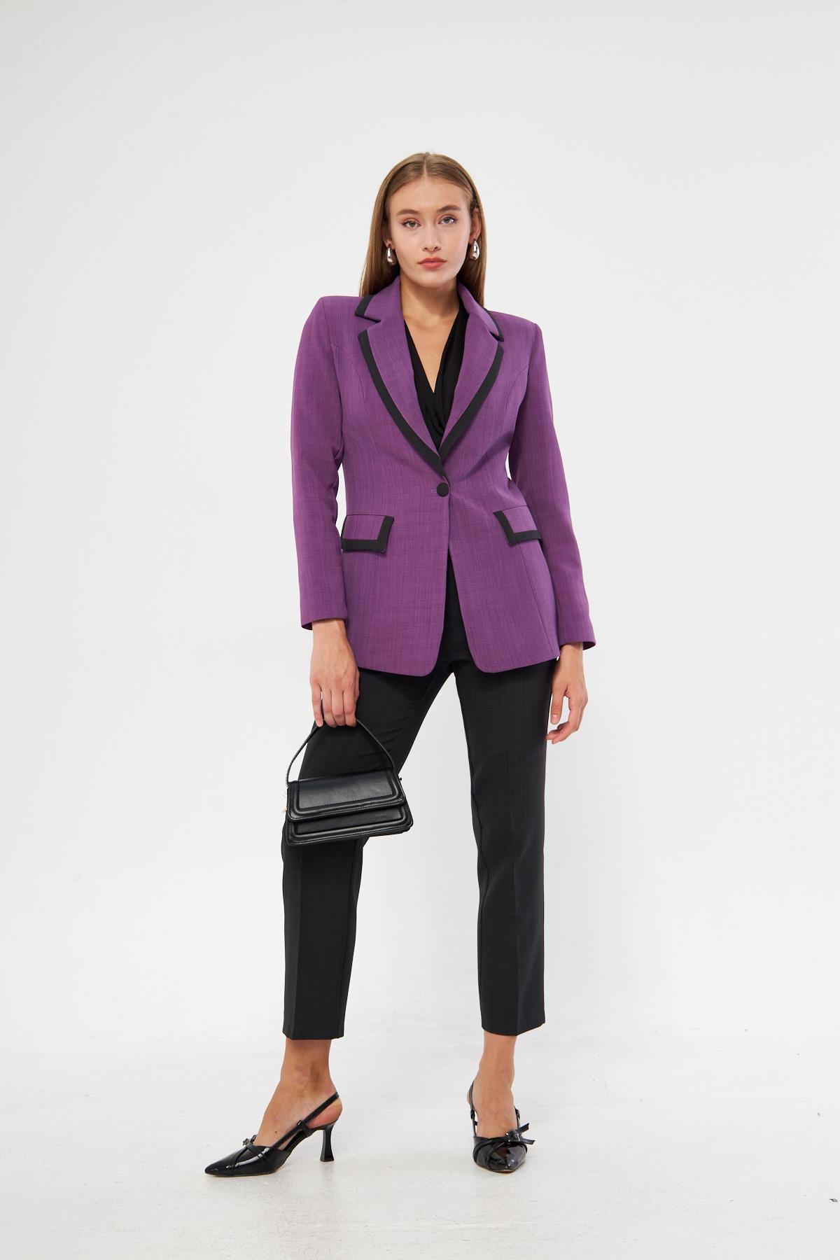 Yakası Siyah Şerit Pandora Takım