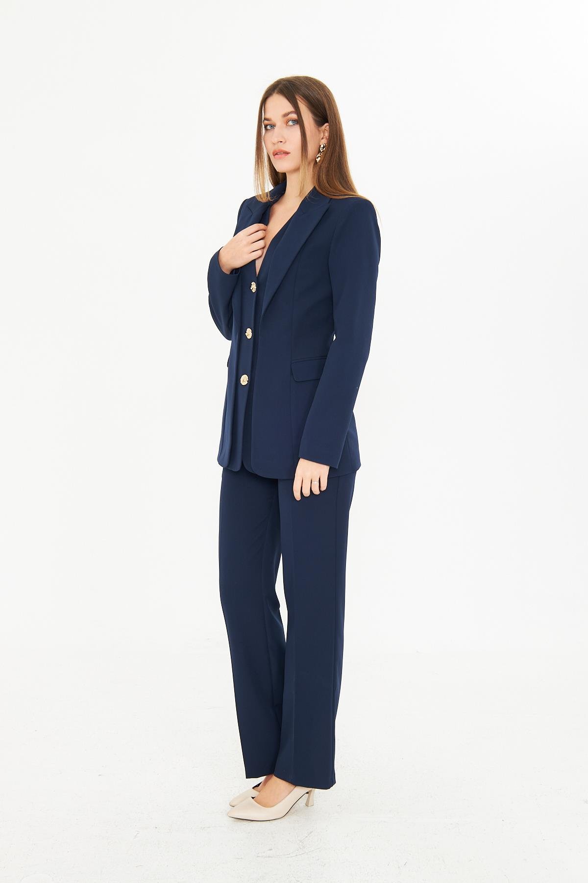 Yelek Detaylı 3 Gold Düğme Takım Lacivert