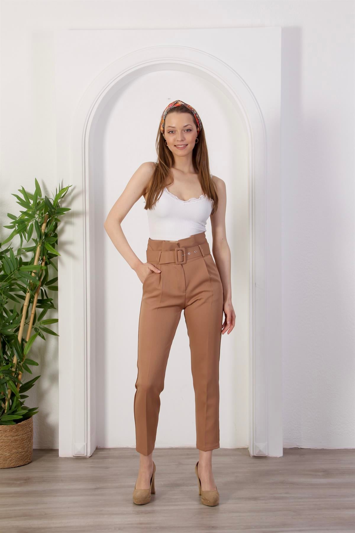 Yüksek Bel Kemerli Dar Paça Pantolon