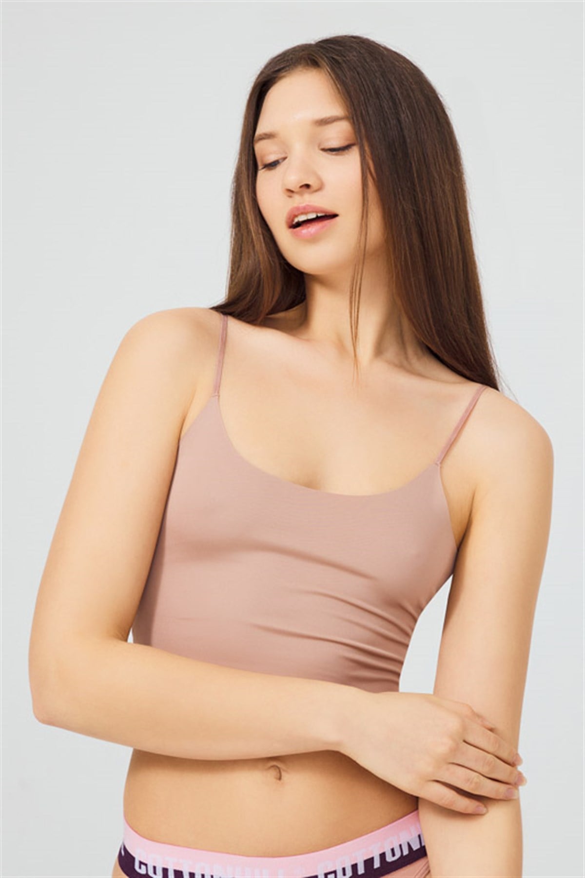 Ayarlanabilir İnce Askılı Lazer Kesim Kadın Crop B