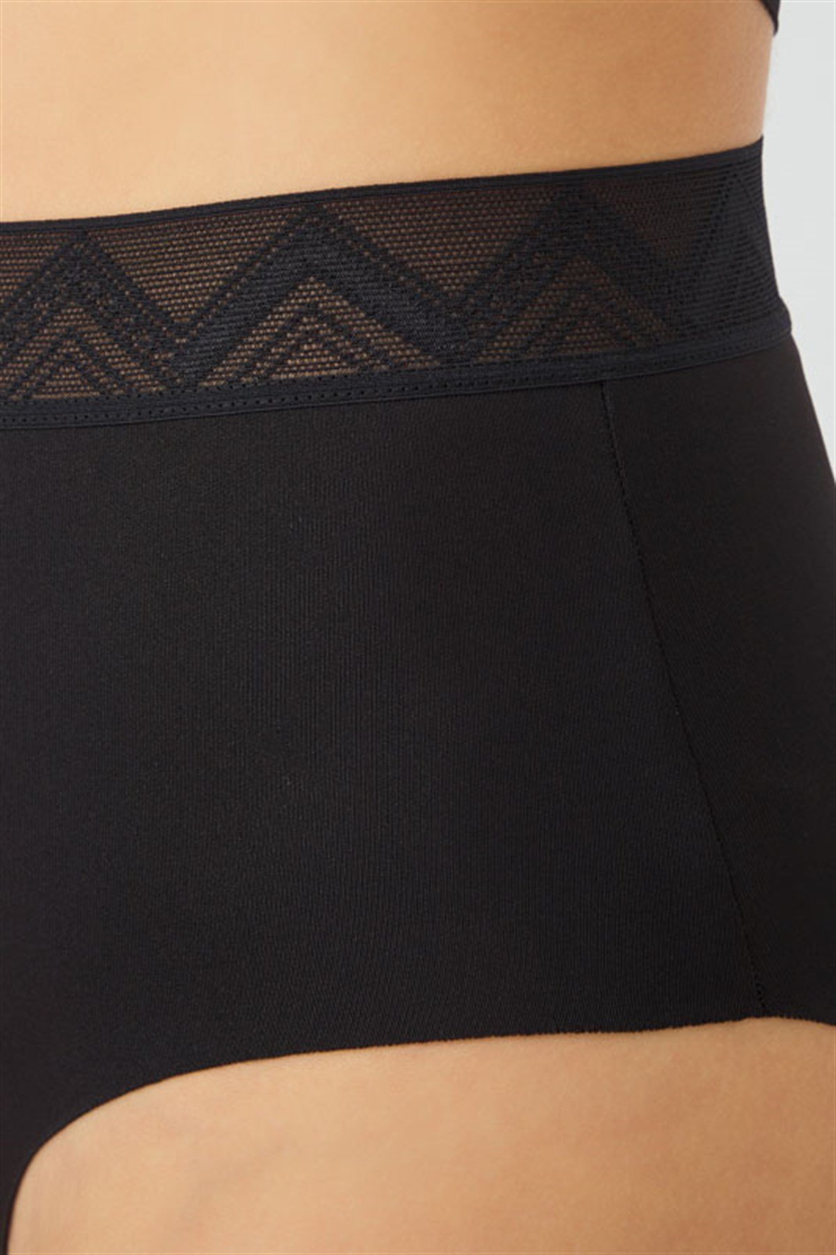 Yüksek Bel Lazer Kesim Siyah Dantelli Bikini Külot