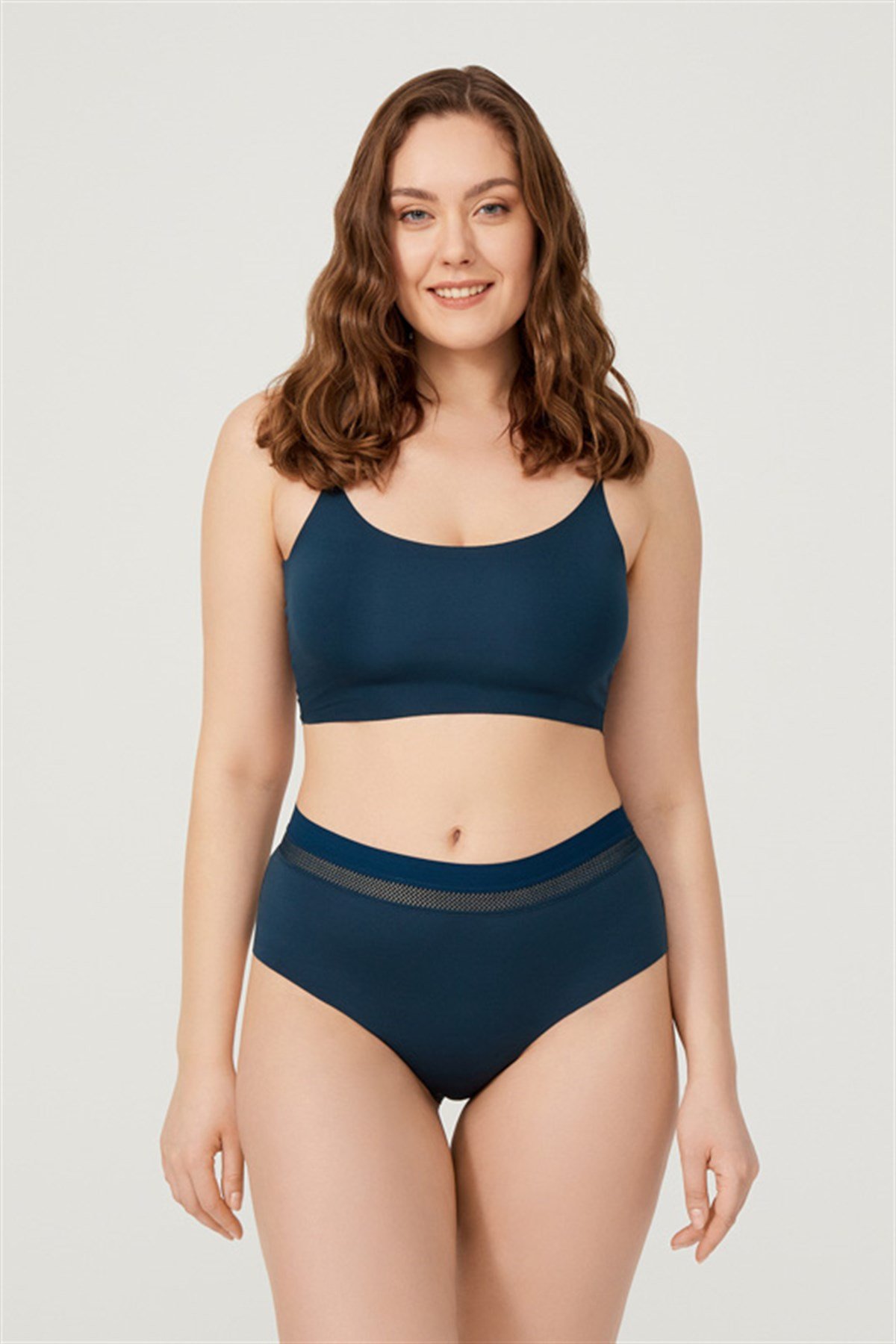 Lazer Kesim Lastik Detaylı Büyük Beden Bikini Külo