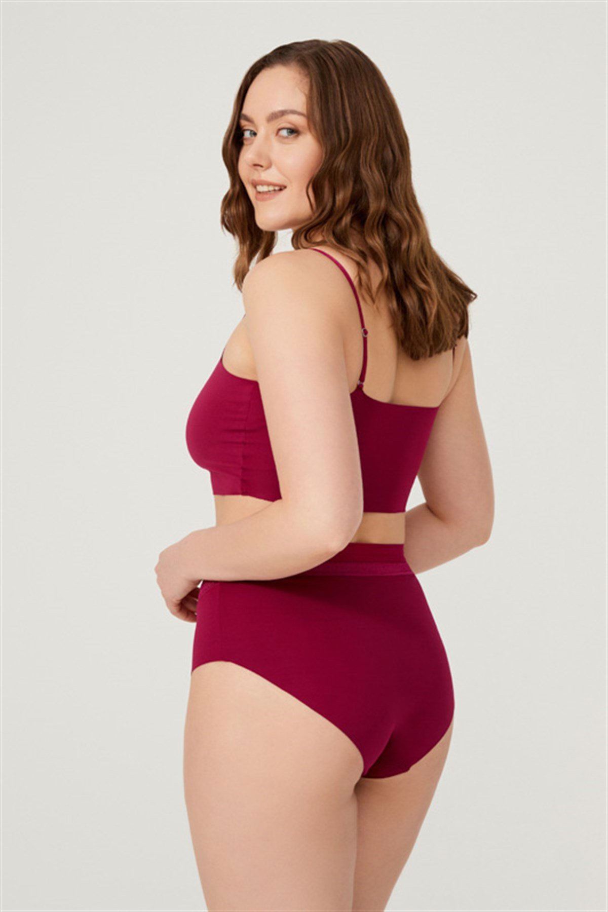 Lazer Kesim Lastik Detaylı Büyük Beden Bikini Külo