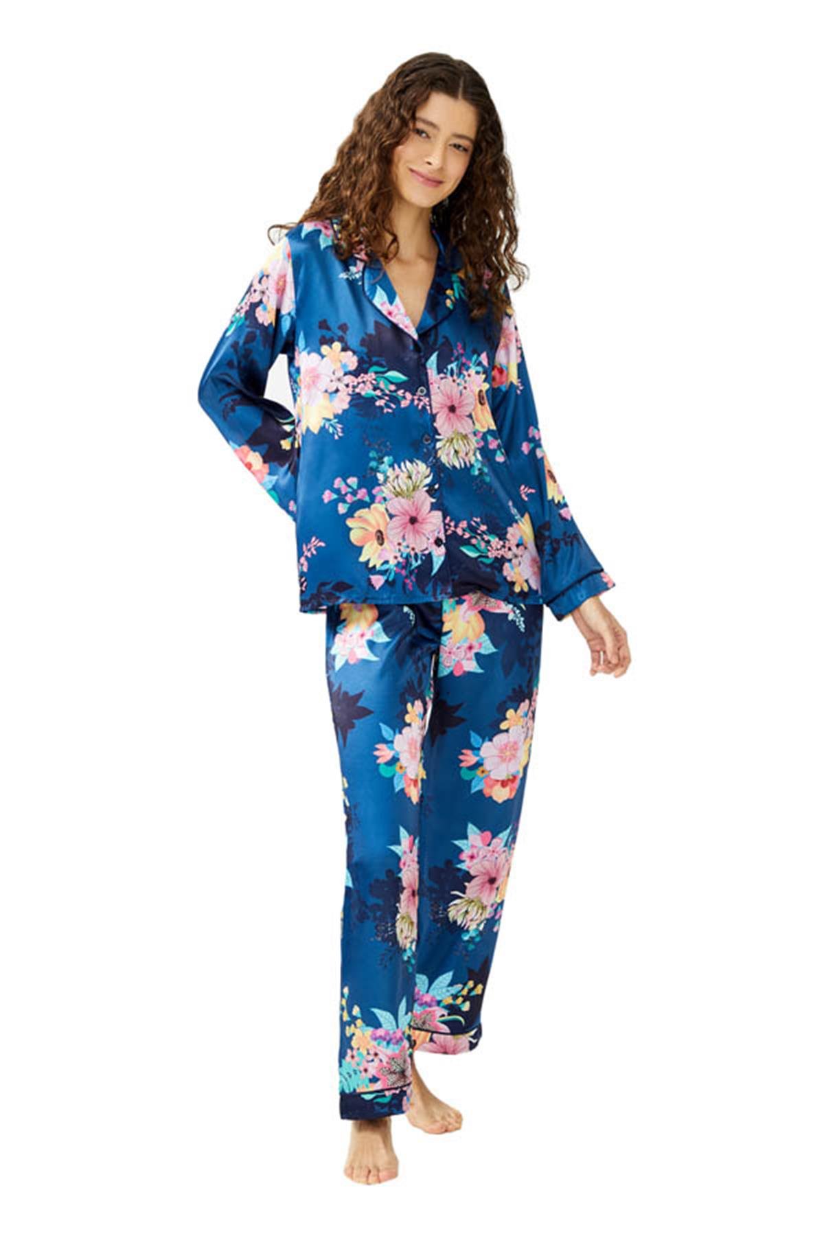 Mavi Çiçek Desenli Önden Düğmeli Saten Kadın Pijama Takımı