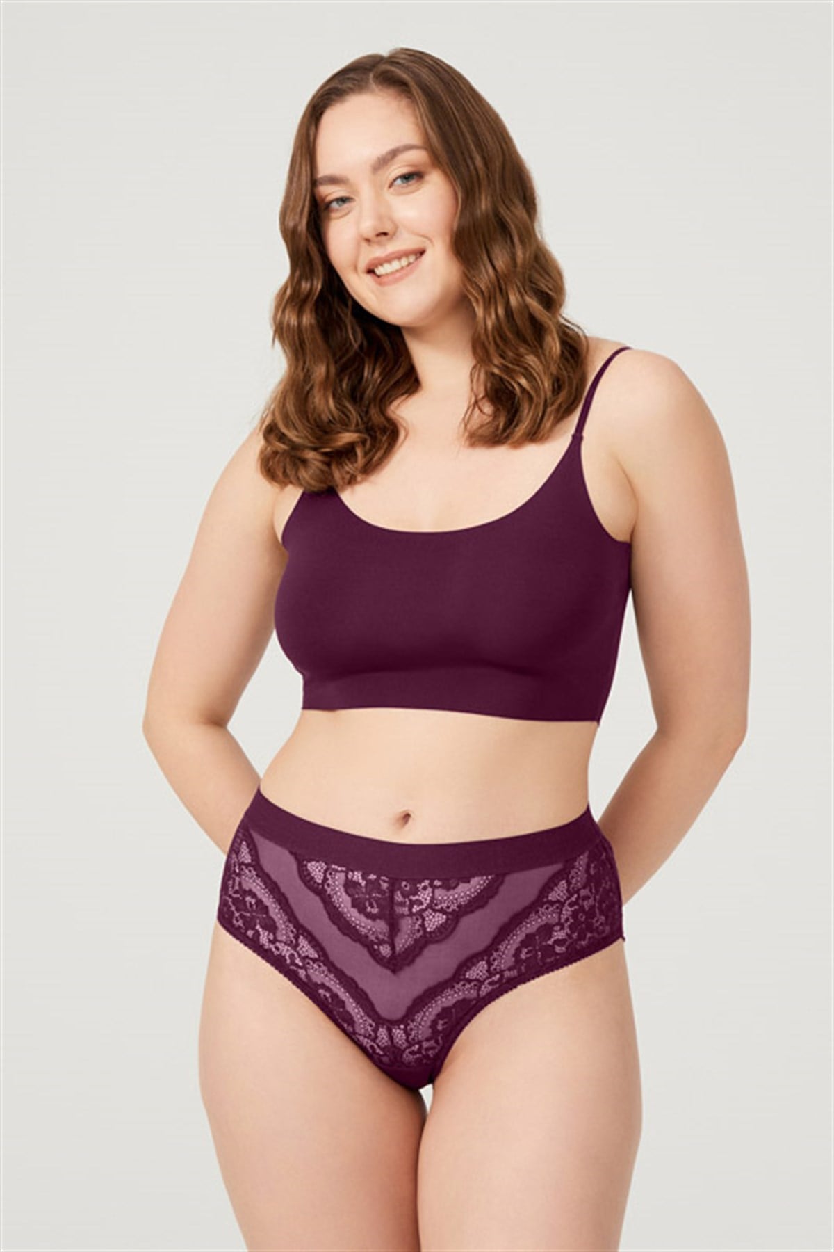 Mürdüm Dantelli Arkası Transparan Büyük Beden Bikini Külot