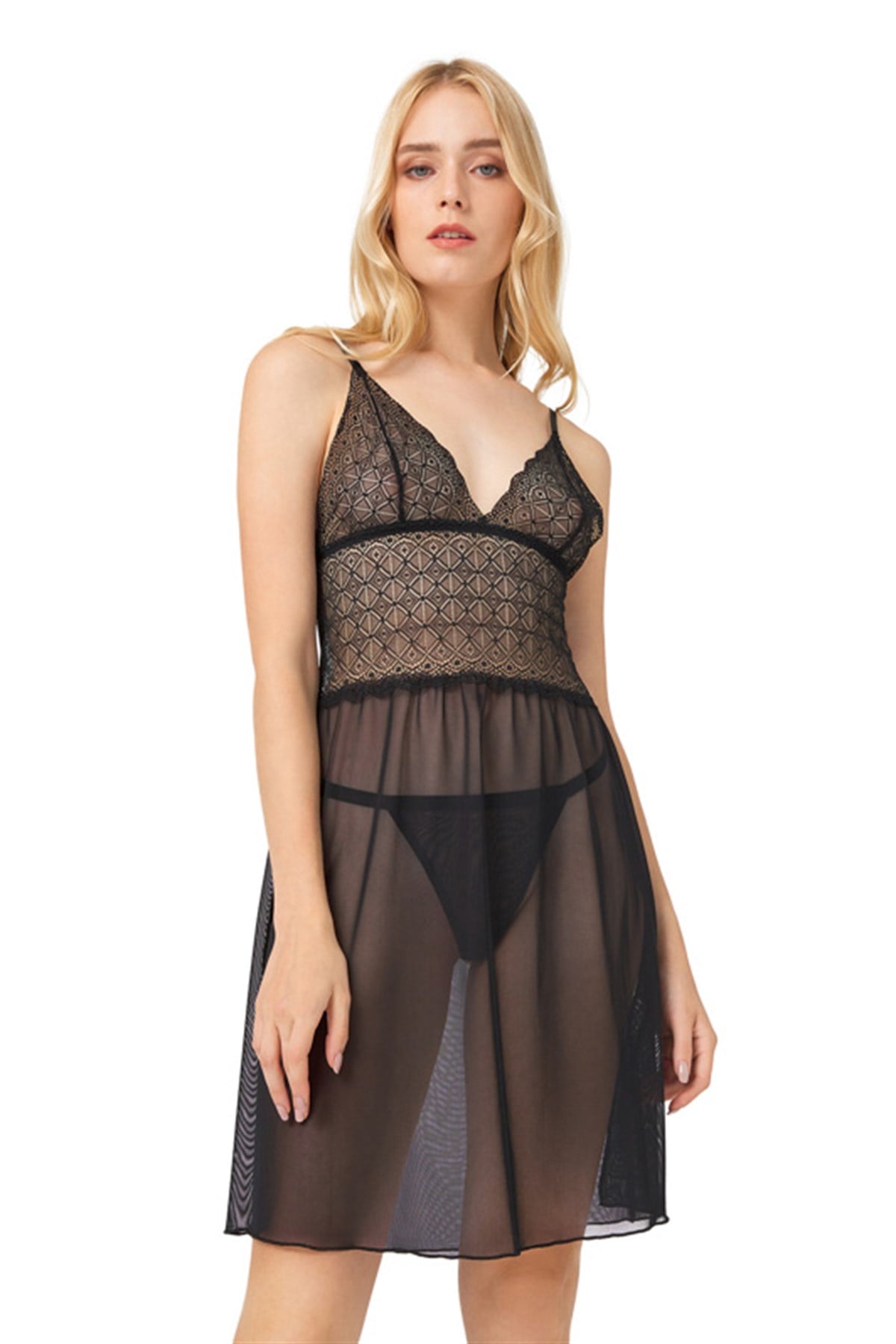 Siyah Transparan Dantelli Tül Detaylı String Külotlu Babydoll Gecelik