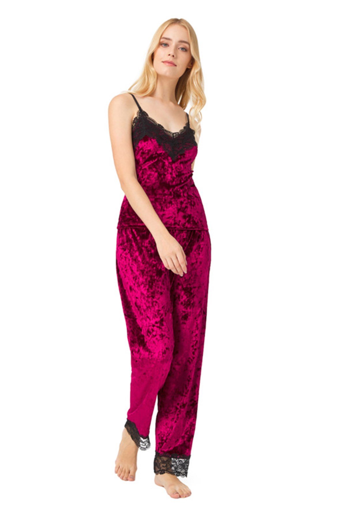 Vişne Dantelli Kadife Kadın Pijama Takımı