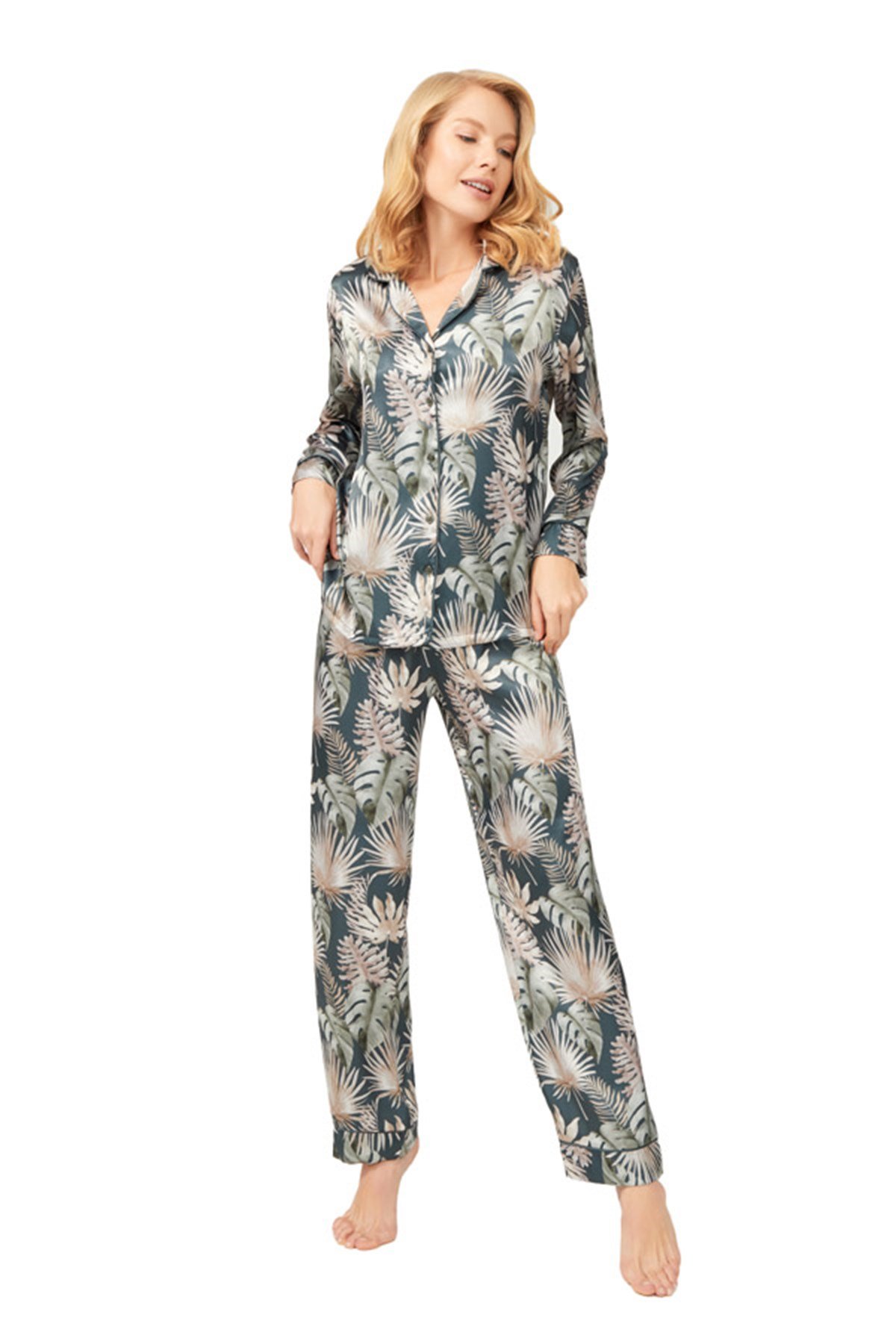 Yeşil Çiçek Desenli Önden Düğmeli Saten Kadın Pijama Takımı