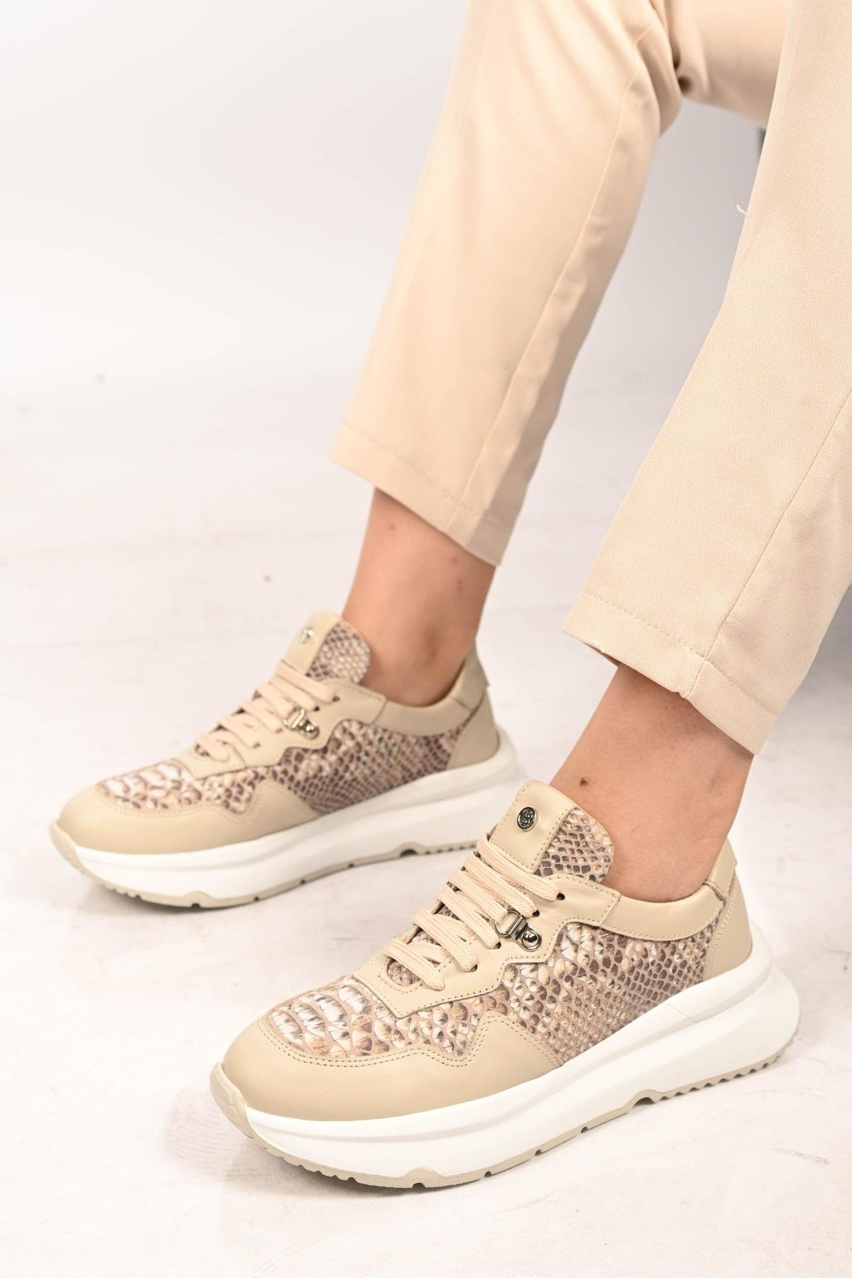 Bestello Bağcıklı Eva Taban Hakiki Deri Sneaker 101-8065-10 Kadın Ayakkabı101-8065-10_BEJ_36Sneaker