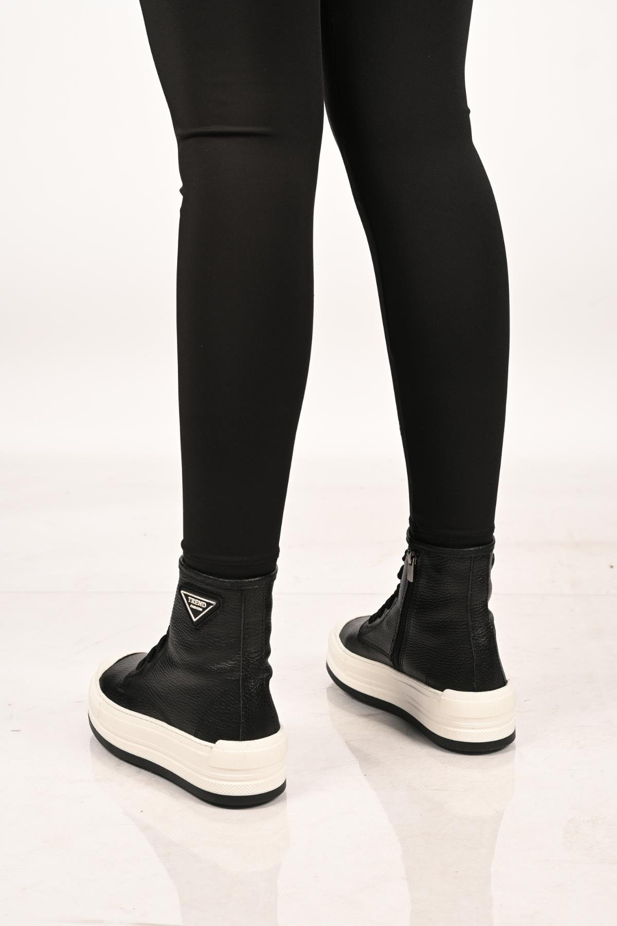 Bestello Bağcıklı Fermuarlı Termo Taban Hakiki Deri Düz Bot 101-23028-02 Kadın Bot101-23028-02_SIYAH_36Casual Boots