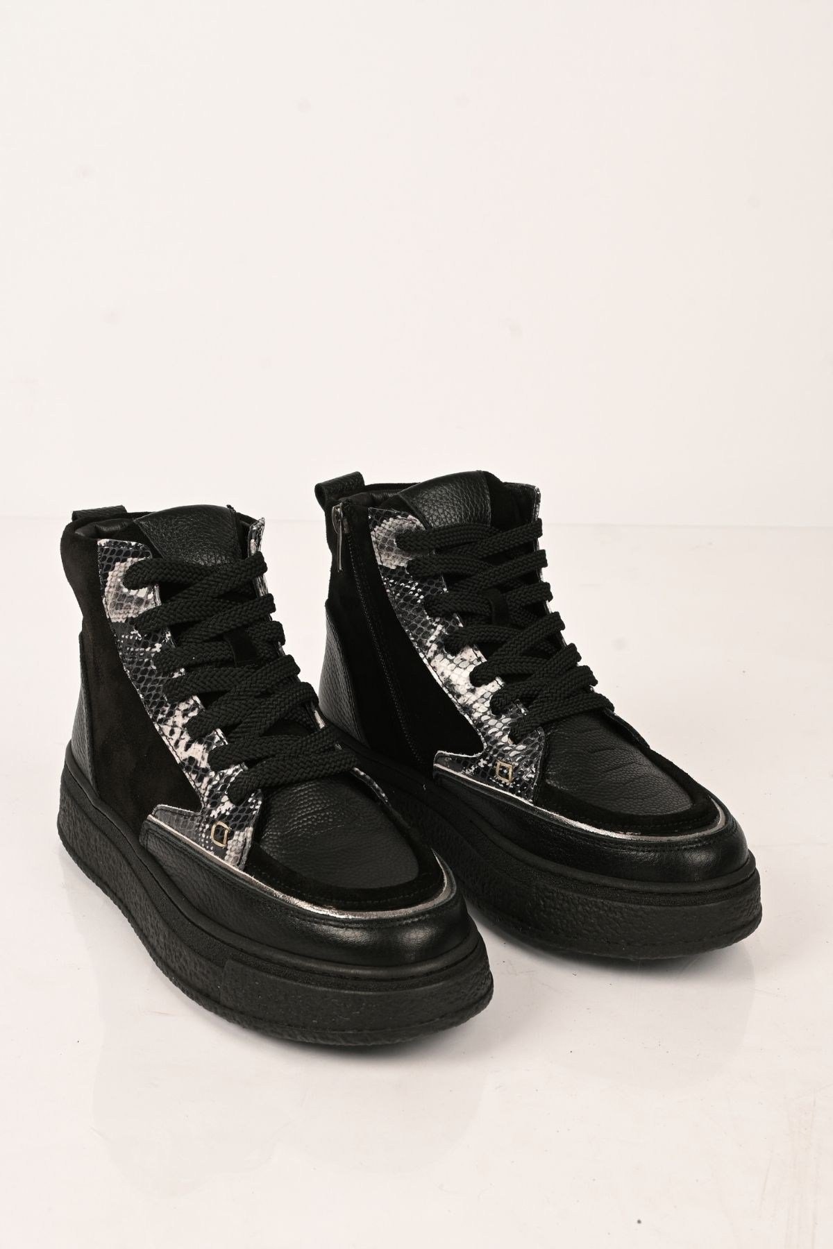 Bestello Bağcıklı Hakiki Deri Casual Bot 341-3038 Kadın Bot341-3038_SIYAH_36Casual Boots