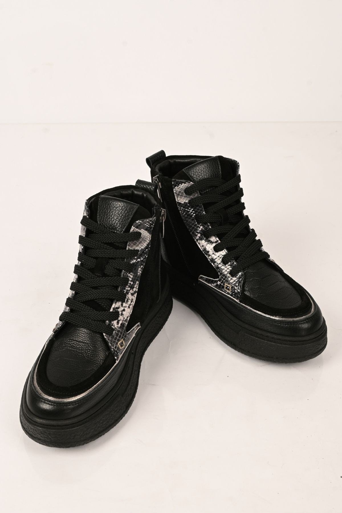 Bestello Bağcıklı Hakiki Deri Casual Bot 341-3038 Kadın Bot341-3038_SIYAH_36Casual Boots