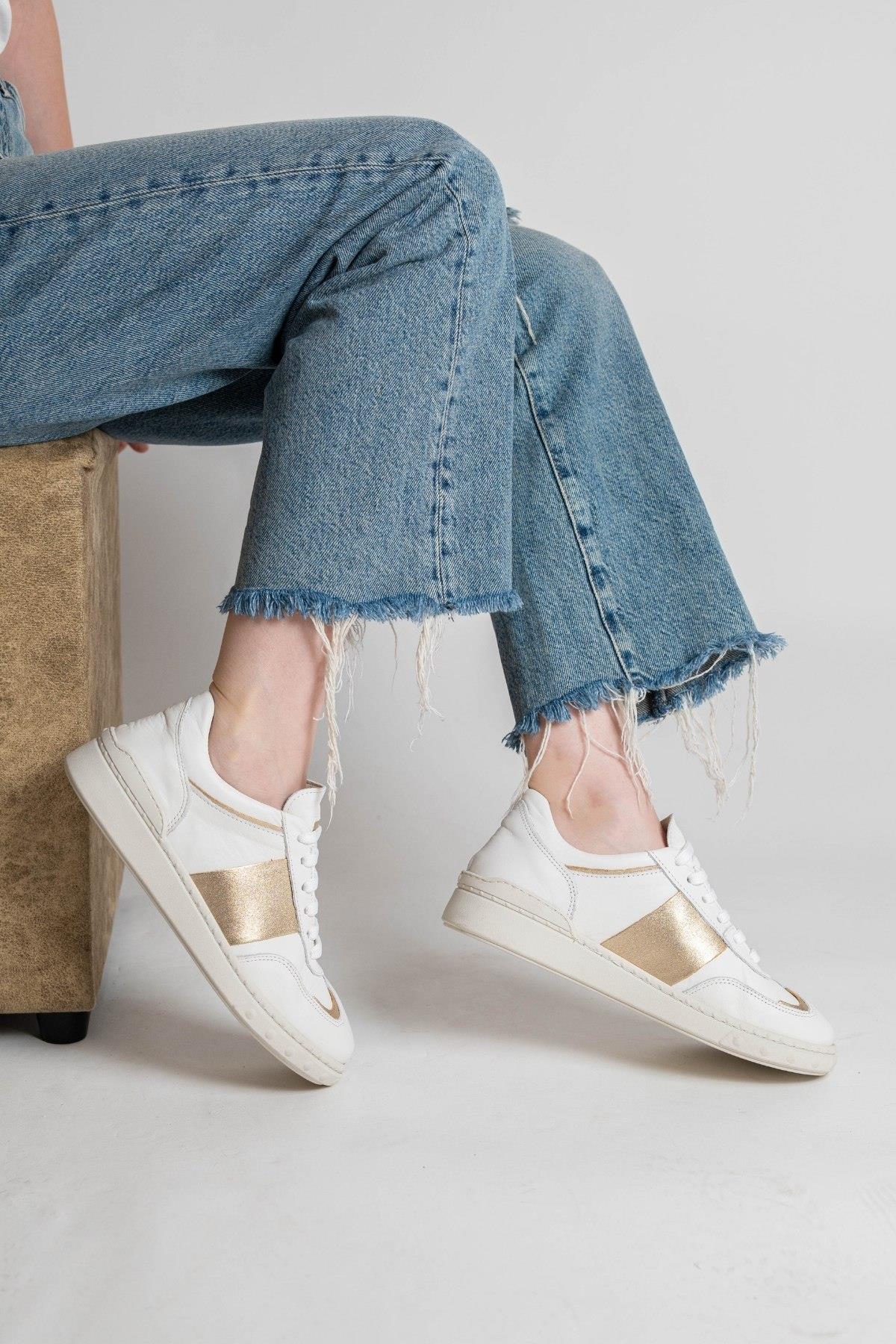 Bestello Bağcıklı Kauçuk Taban Sneaker 101-GUMK-01 Kadın Ayakkabı101-GUMK-01_BEYAZ_36Sneaker