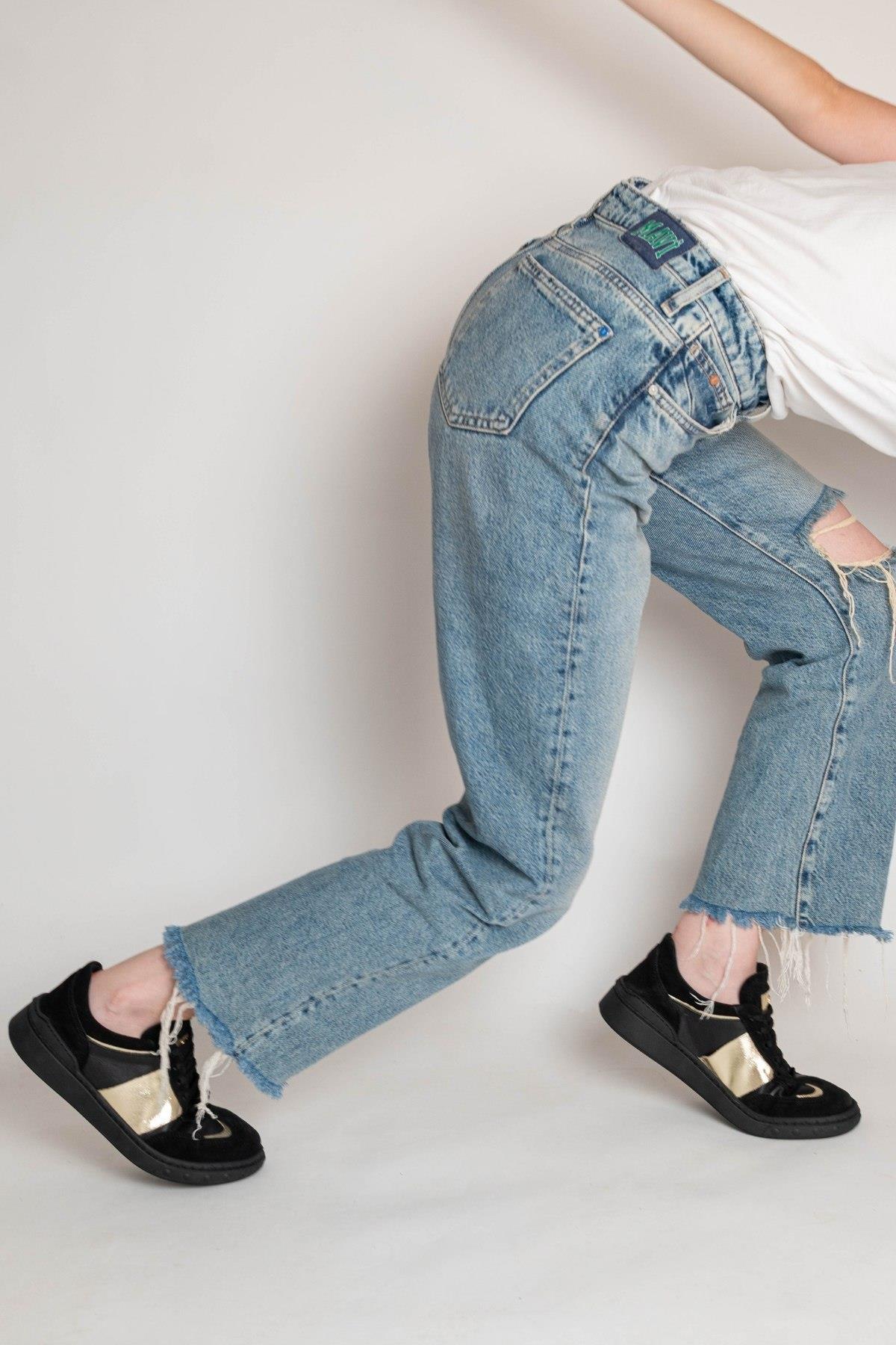 Bestello Bağcıklı Kauçuk Taban Sneaker 101-GUMK-01 Kadın Ayakkabı101-GUMK-01_SIYAH_36Sneaker