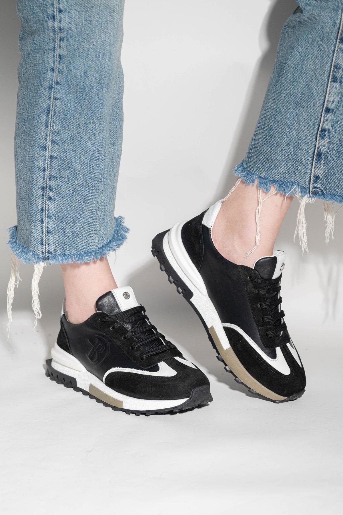 Bestello Bağcıklı Termo Taban Hakiki Deri Sneaker 101-24614-08 Kadın Ayakkabı101-24614-08_SIYAH_36Sneaker