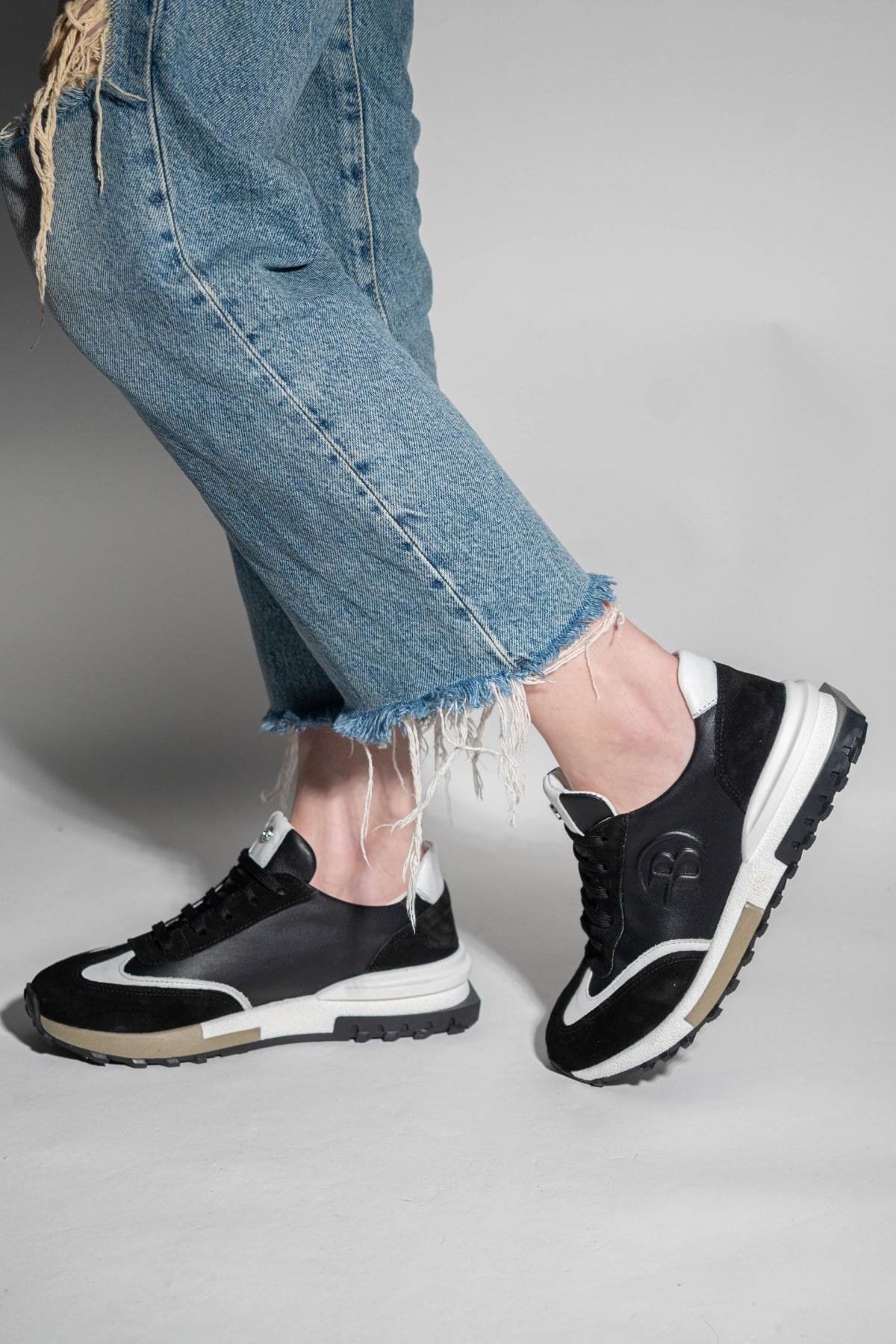 Bestello Bağcıklı Termo Taban Hakiki Deri Sneaker 101-24614-08 Kadın Ayakkabı101-24614-08_SIYAH_36Sneaker