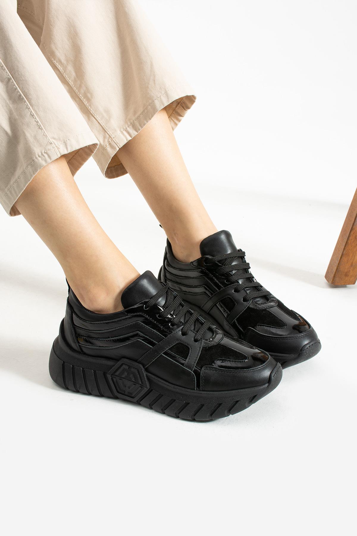 Bestello Bağcıklı Termo Taban Sneaker 331-SUT-03 Kadın Ayakkabı331-SUT-03_SIYAH_36Sneaker