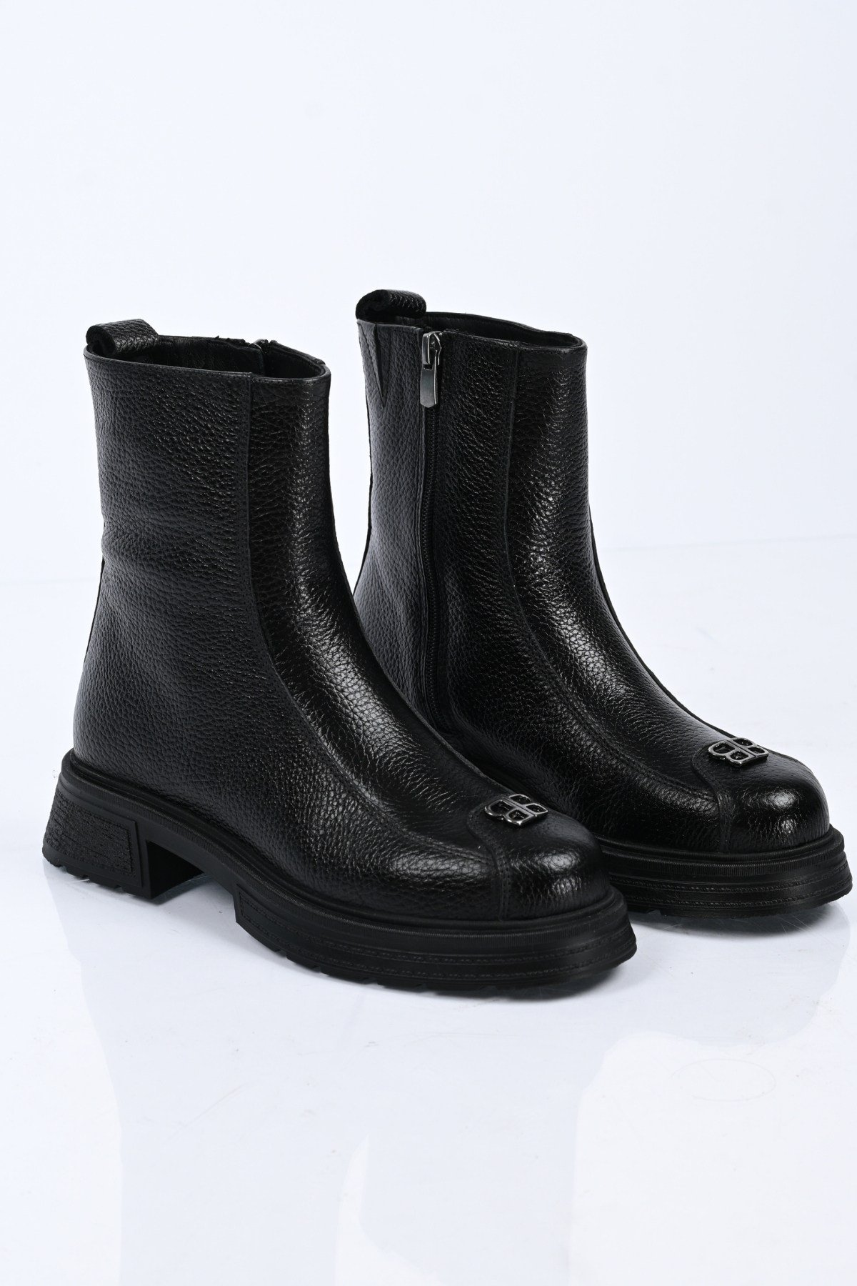 Bestello Bağcıksız Fermuarlı Hakiki Deri Casual Bot 335-RV-21 Kadın Bot335-RV-21_SIYAH FLOT_36Casual Boots