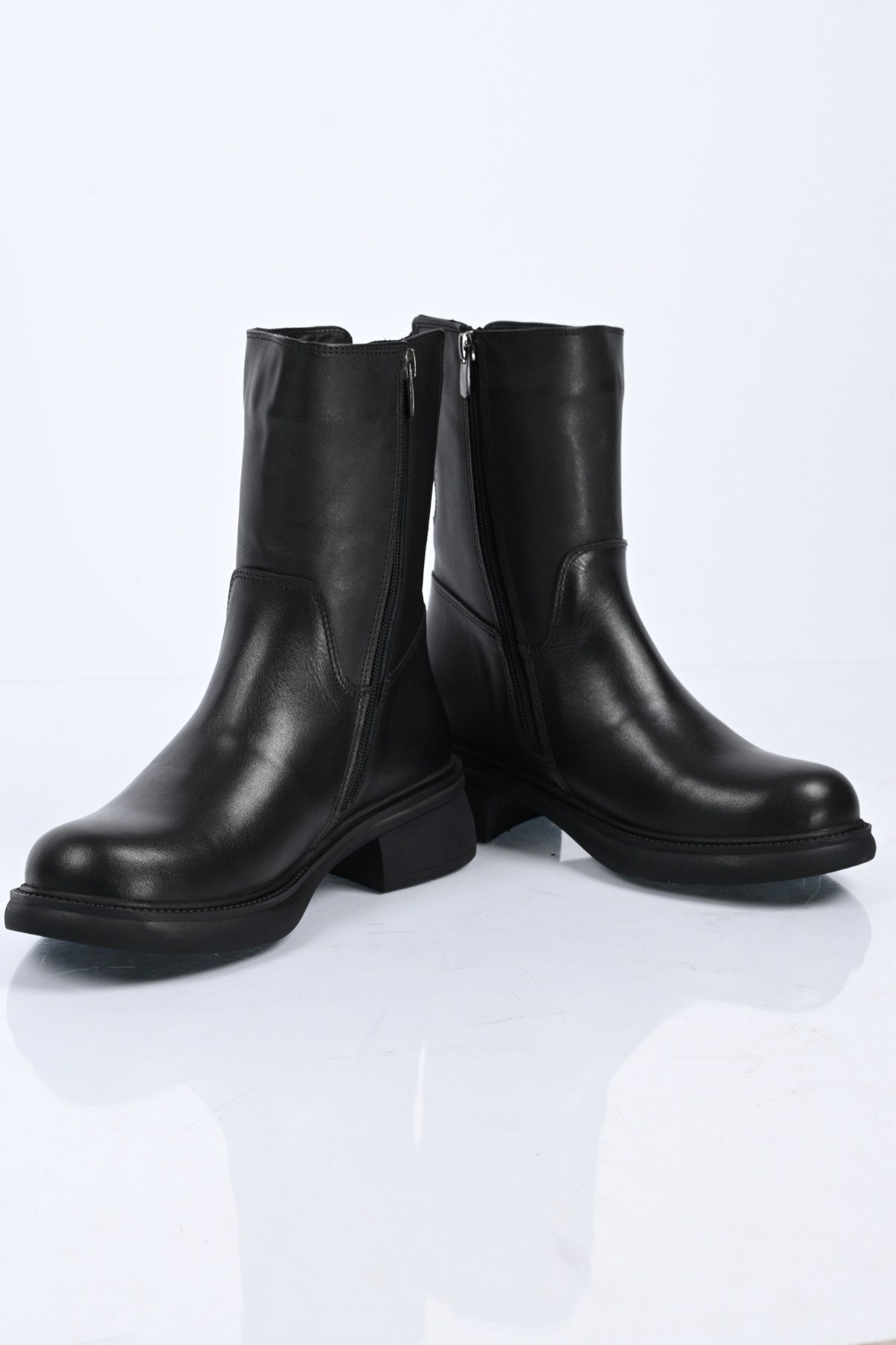 Bestello Bağcıksız Fermuarlı Hakiki Deri Casual Bot 347-7614 Kadın Bot347-7614_SIYAH_36Casual Boots