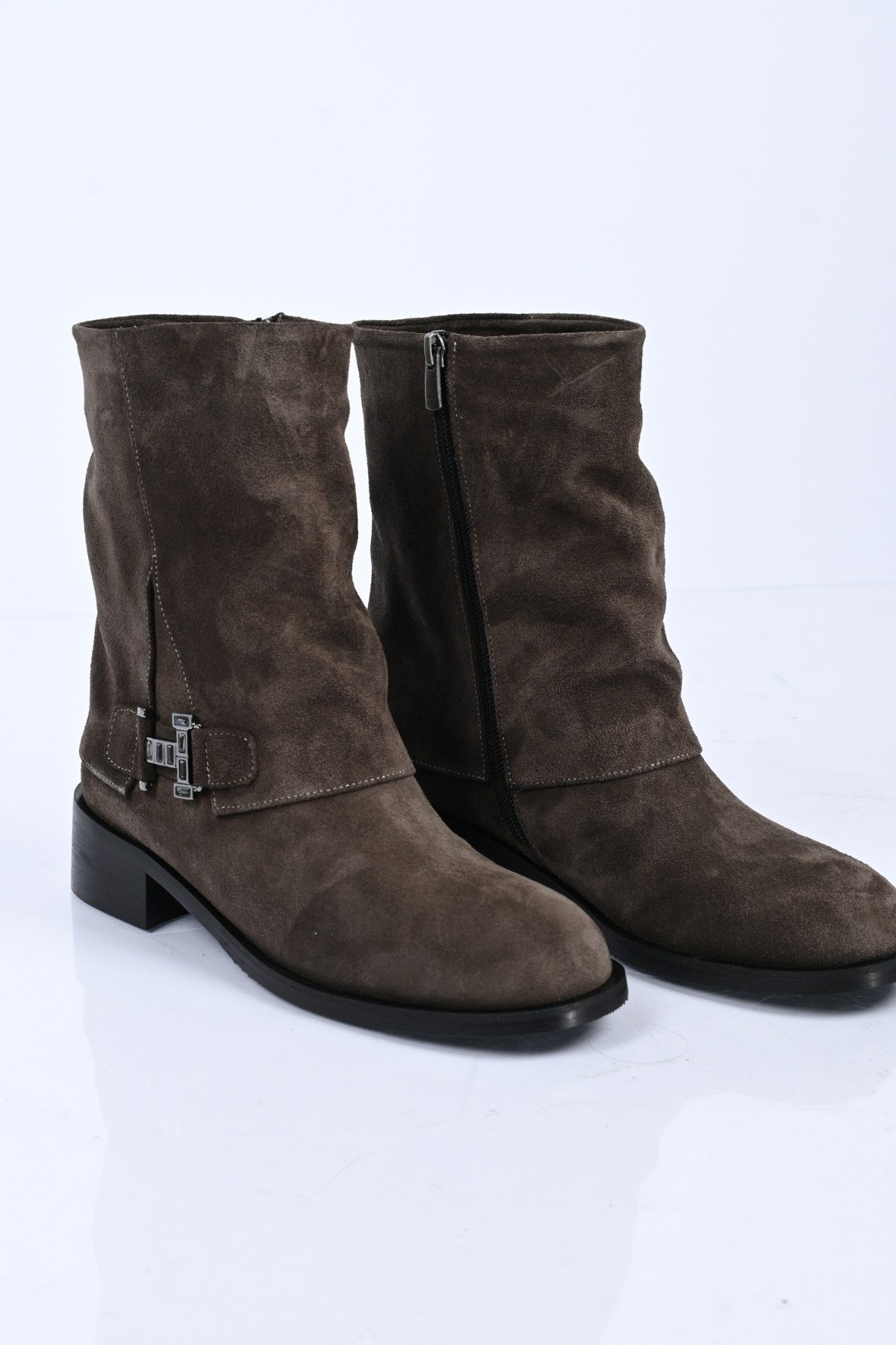 Bestello Bağcıksız Fermuarlı Hakiki Deri Casual Bot 340-5203 Kadın Bot340-5203_ANTRSTSUET_36Casual Boots