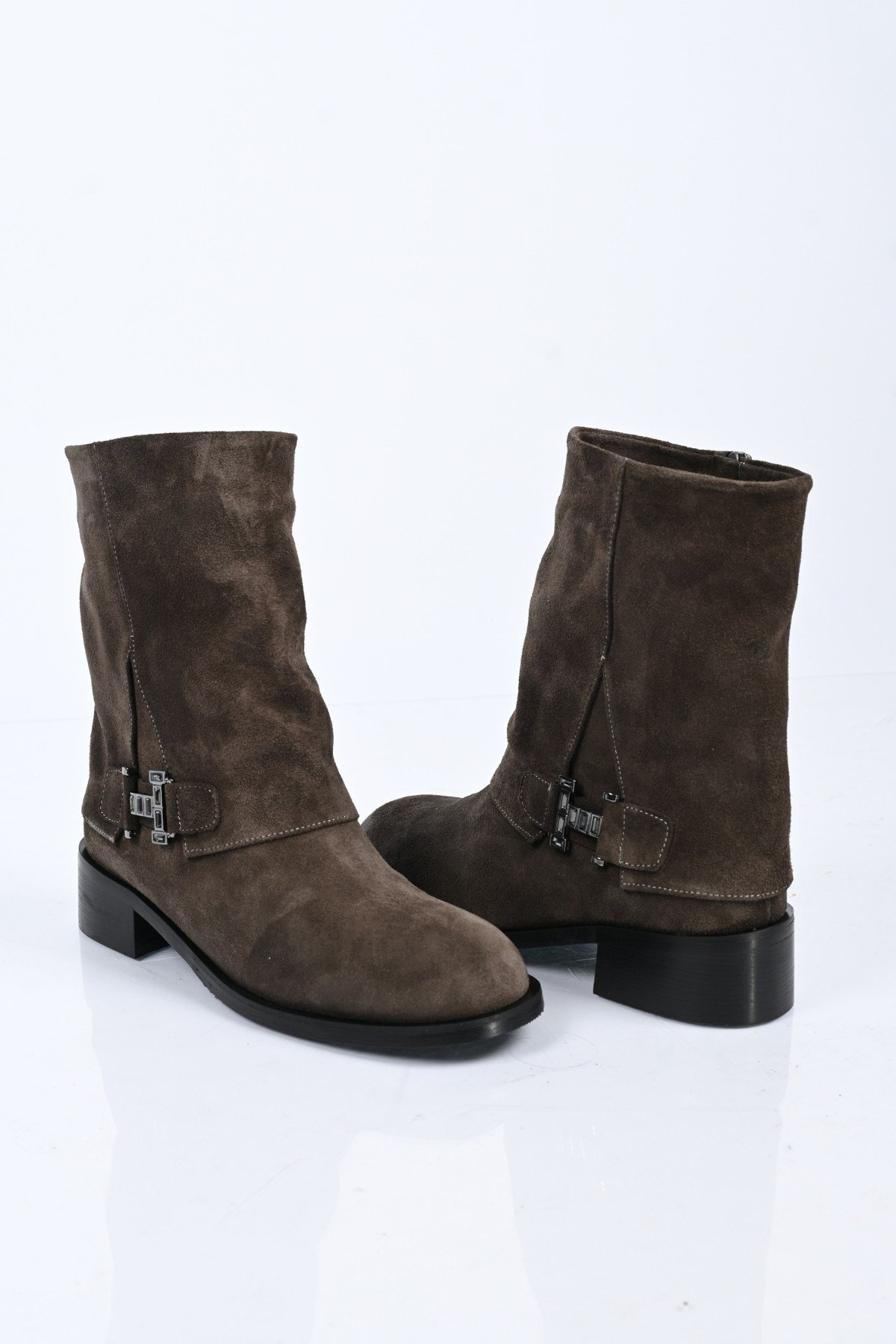 Bestello Bağcıksız Fermuarlı Hakiki Deri Casual Bot 340-5203 Kadın Bot340-5203_ANTRSTSUET_36Casual Boots