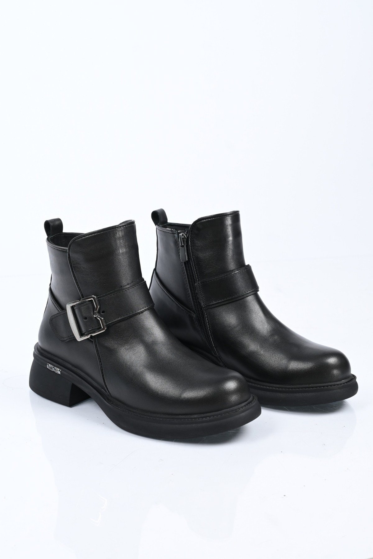 Bestello Bağcıksız Fermuarlı Hakiki Deri Kemer Toka Detaylı Casual Bot 347-7615 Kadın Bot347-7615_SIYAH_36Casual Boots