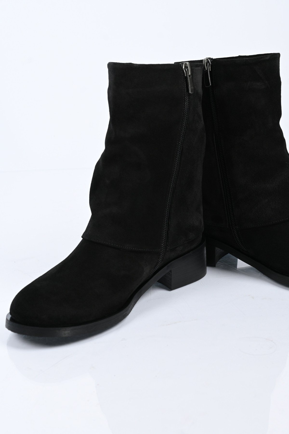 Bestello Bağcıksız Fermuarlı Hakiki Deri Casual Bot 340-5203 Kadın Bot340-5203_SIYAH SUET_36Casual Boots
