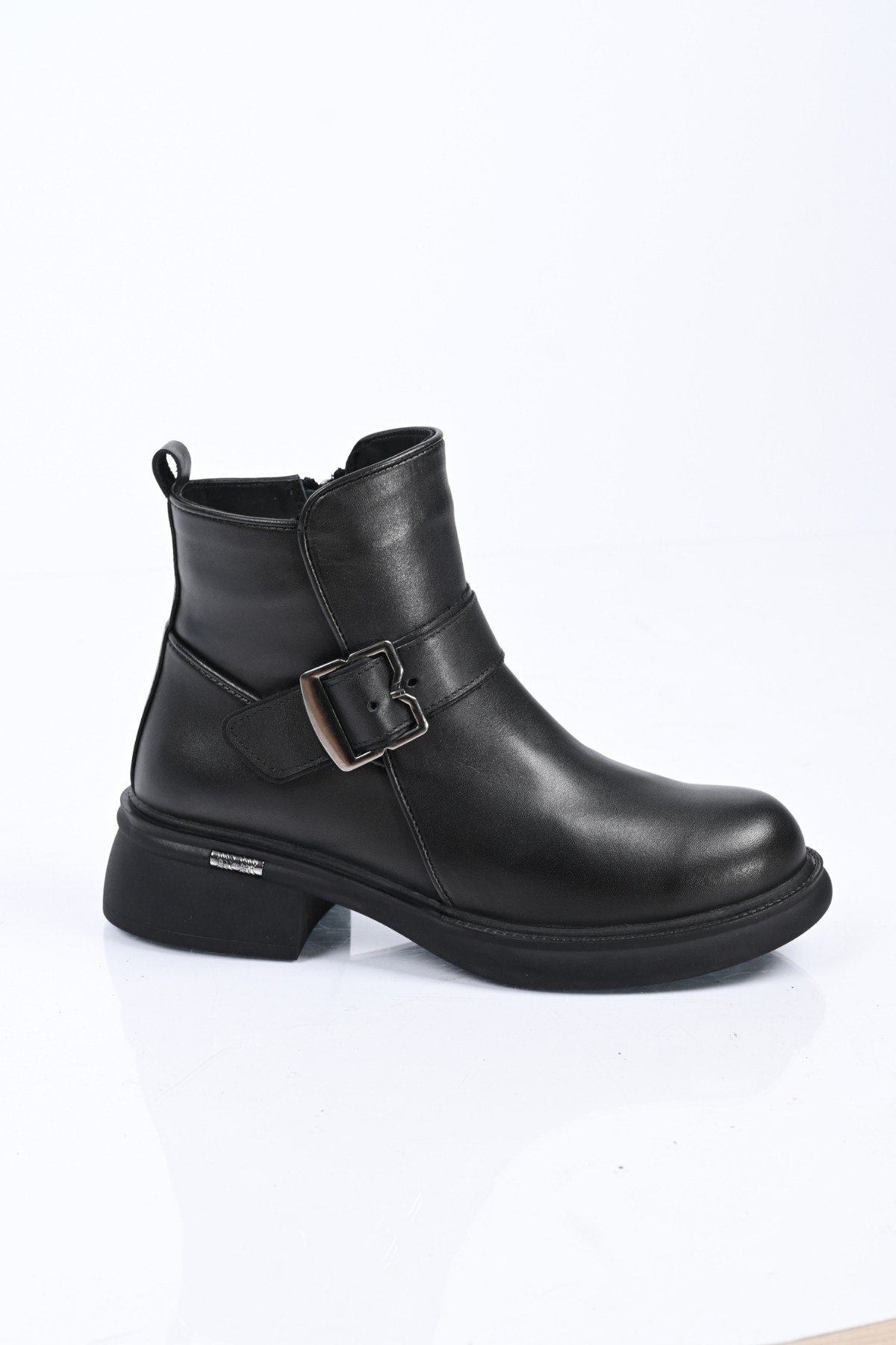 Bestello Bağcıksız Fermuarlı Hakiki Deri Kemer Toka Detaylı Casual Bot 347-7615 Kadın Bot347-7615_SIYAH_36Casual Boots