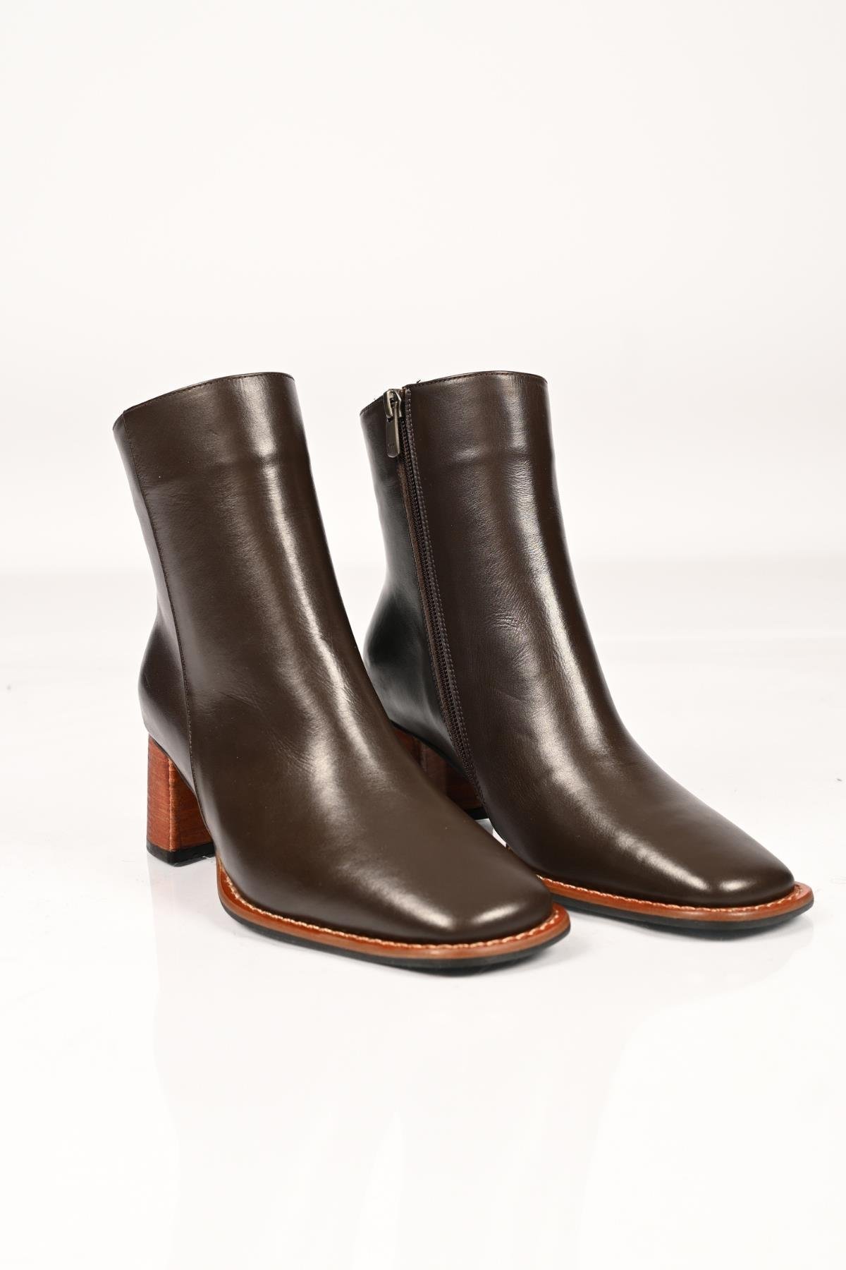 Bestello Bağcıksız Fermuarlı Jurdan Taban Hakiki Deri Kalın Topuklu Bot 337-1003 Kadın Bot337-1003_KAHVE_36Heeled Boots