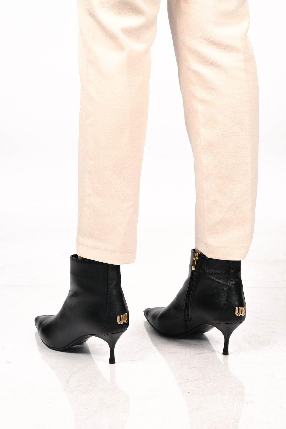 Bestello Bağcıksız Fermuarlı Neolit Taban Hakiki Deri İnce Topuklu Bot 337-2308 Kadın Bot337-2308_SIYAH_36Heeled Boots