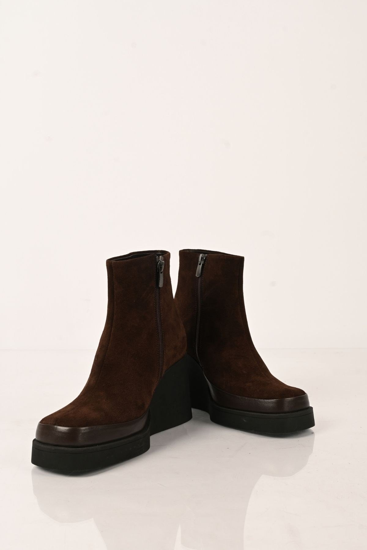 Bestello Bağcıksız Fermuarlı Termo Taban Hakiki Deri Dolgu Topuk Bot 336-01196 Kadın Bot336-01196_KAHVE SUET_36Heeled Boots