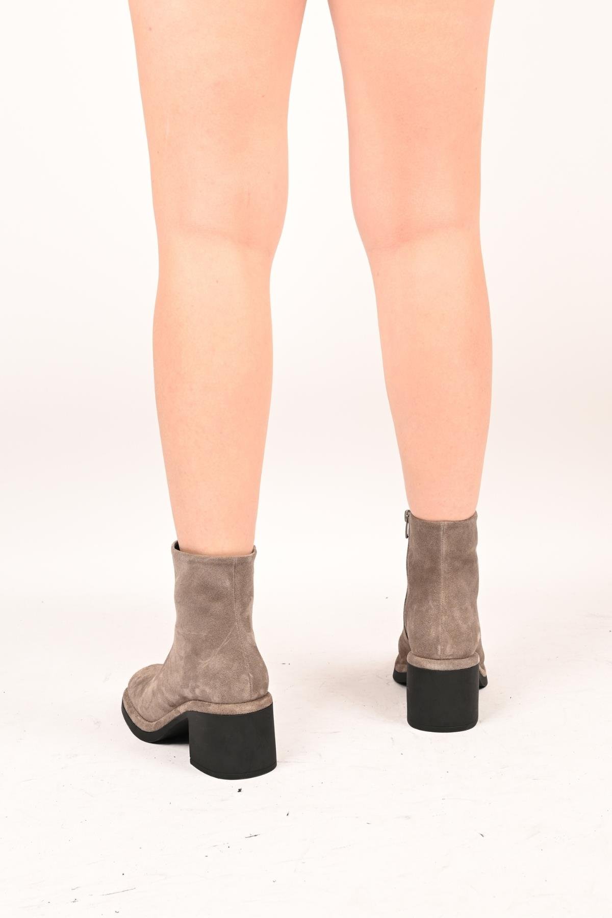 Bestello Bağcıksız Fermuarlı Termo Taban Hakiki Deri Topuklu Bot 336-1231 Kadın Bot336-1231_VIZON SUET_36Heeled Boots