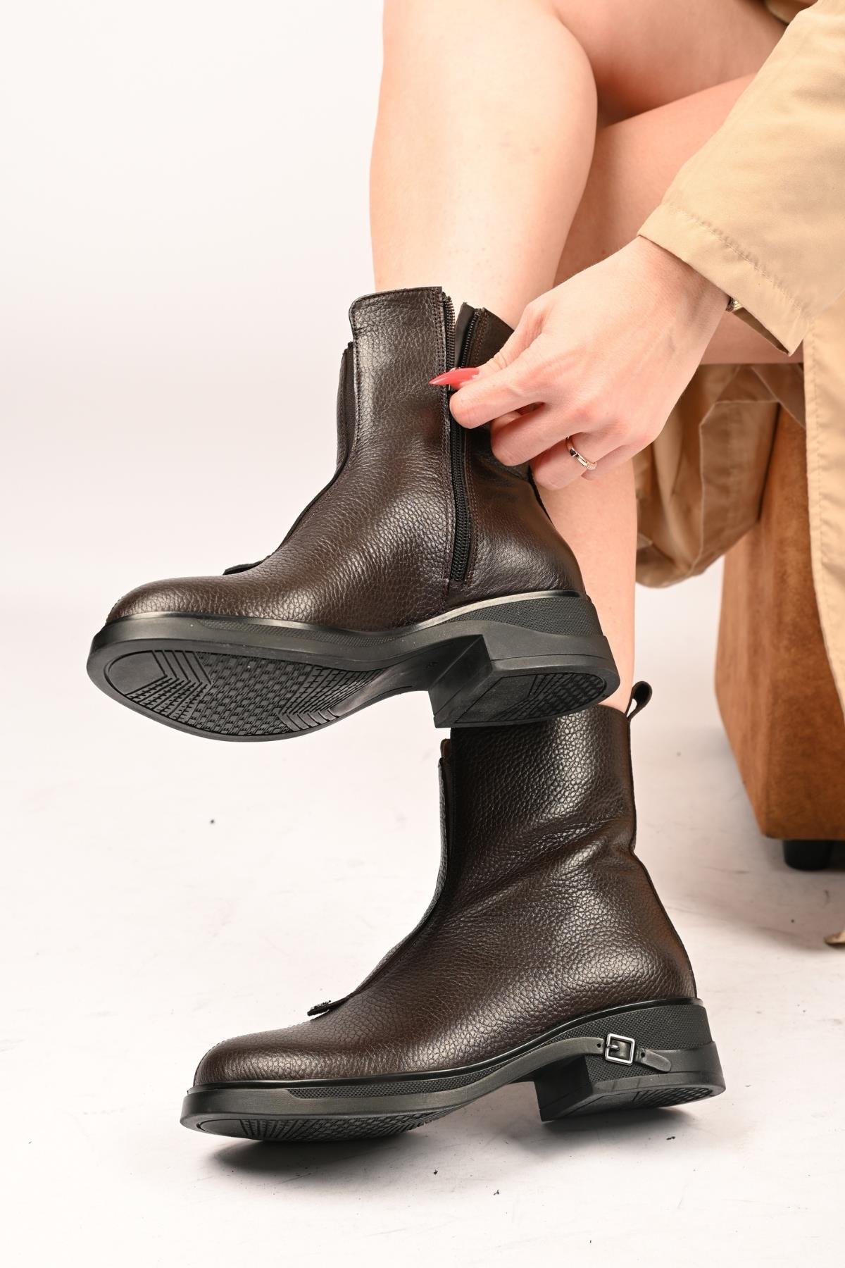 Bestello Bağcıksız Fermuarlı Termo Taban Hakiki Deri Casual Bot 335-662-17 Kadın Bot335-662-17_KAHVE_36Casual Boots