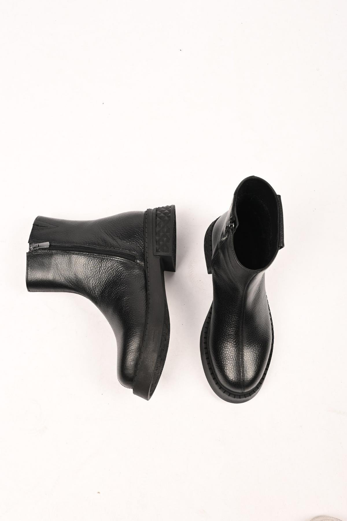 Bestello Bağcıksız Fermuarlı Termo Taban Hakiki Deri Casual Bot 335-004-15 Kadın Bot335-004-15_SIYAH_36Casual Boots