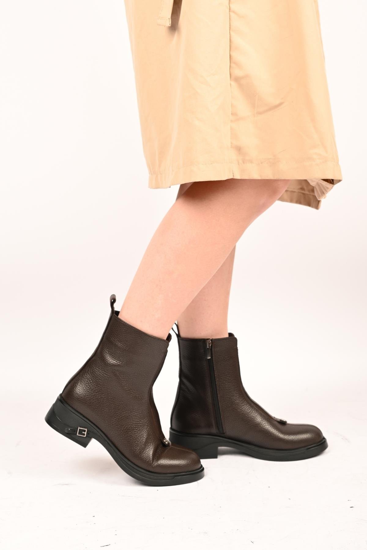 Bestello Bağcıksız Fermuarlı Termo Taban Hakiki Deri Casual Bot 335-662-17 Kadın Bot335-662-17_KAHVE_36Casual Boots