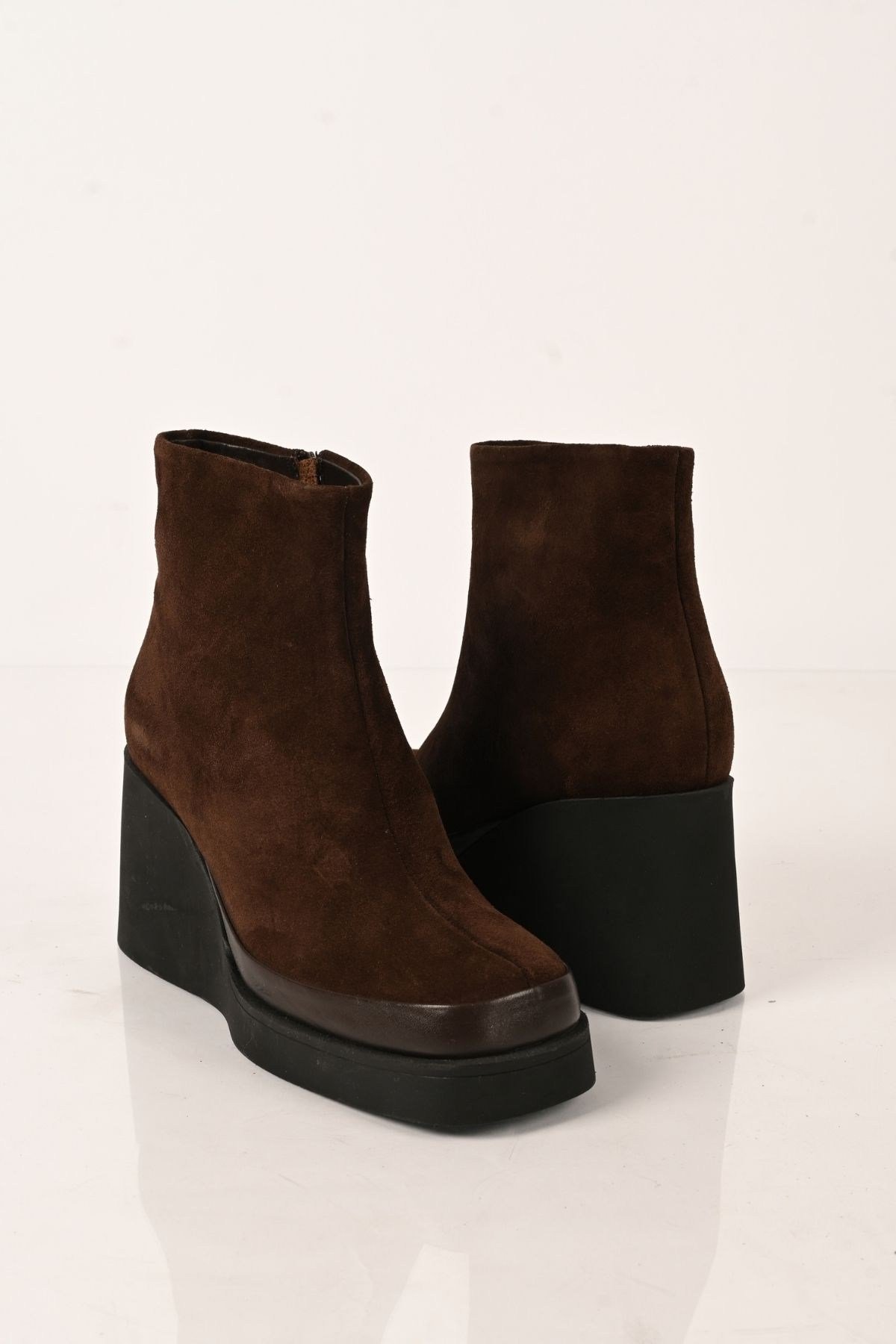 Bestello Bağcıksız Fermuarlı Termo Taban Hakiki Deri Dolgu Topuk Bot 336-01196 Kadın Bot336-01196_KAHVE SUET_36Heeled Boots