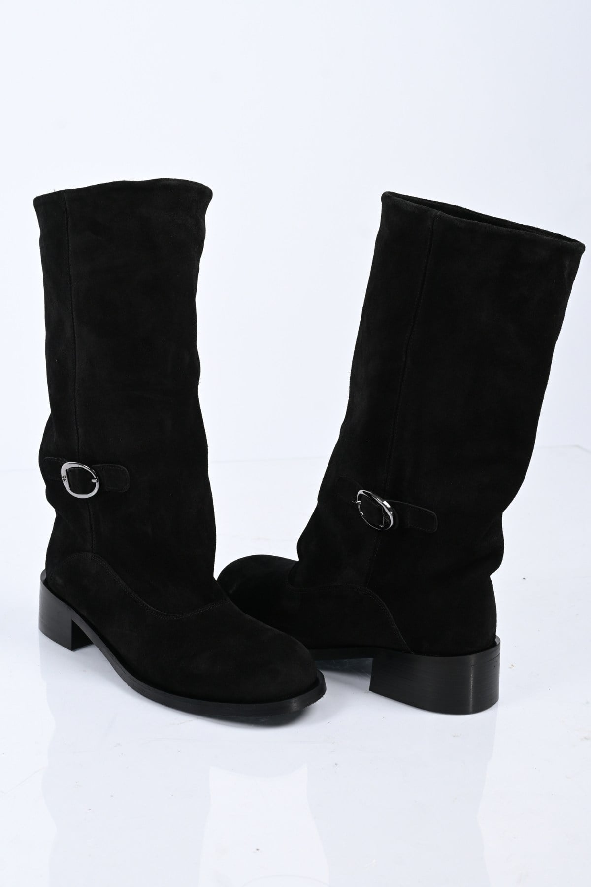 Bestello Bağcıksız Fermuarsız Hakiki Deri Geniş Konç Bot 340-5202 Kadın Bot340-5202_SIYAH SUET_36Casual Boots