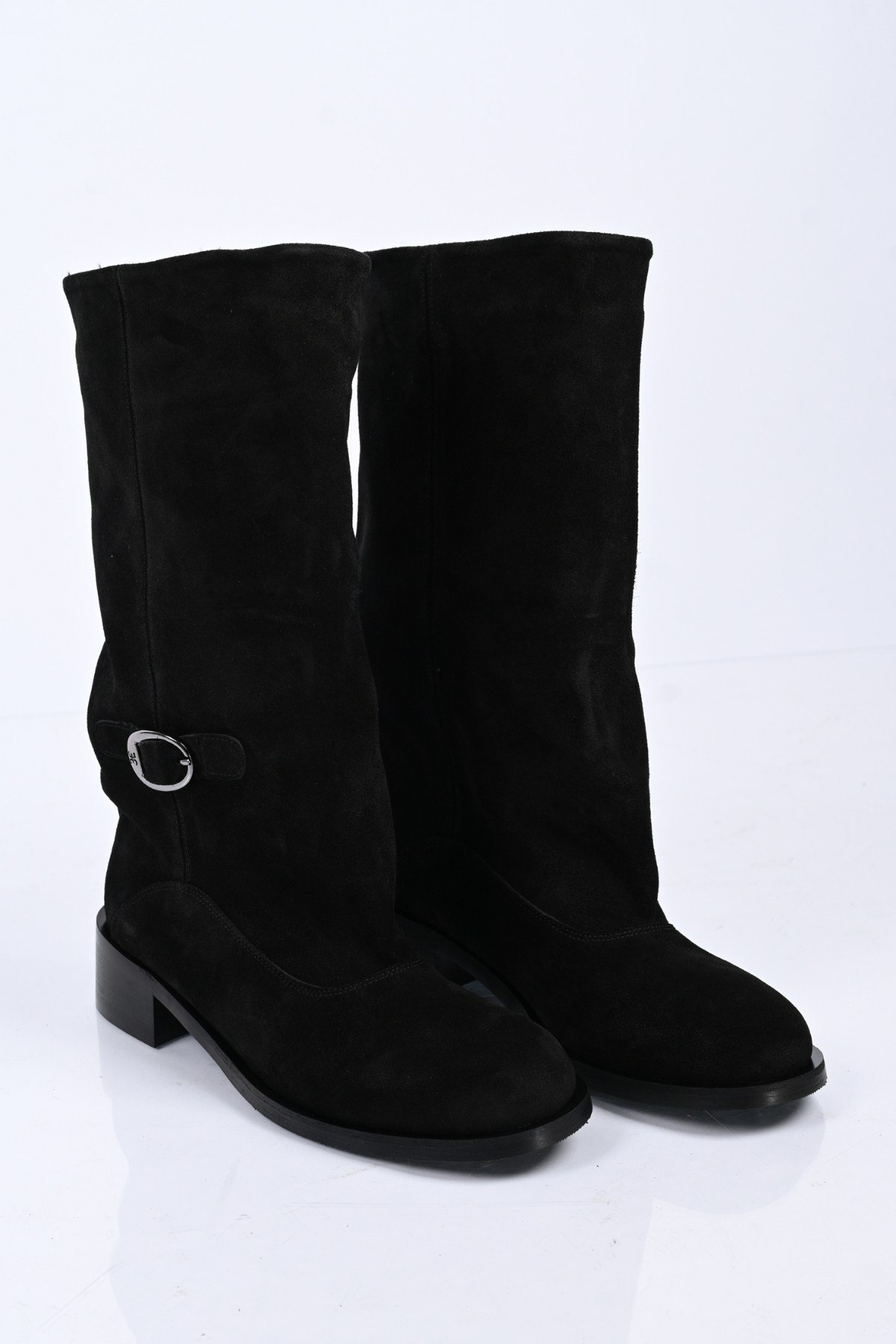Bestello Bağcıksız Fermuarsız Hakiki Deri Geniş Konç Bot 340-5202 Kadın Bot340-5202_SIYAH SUET_36Casual Boots